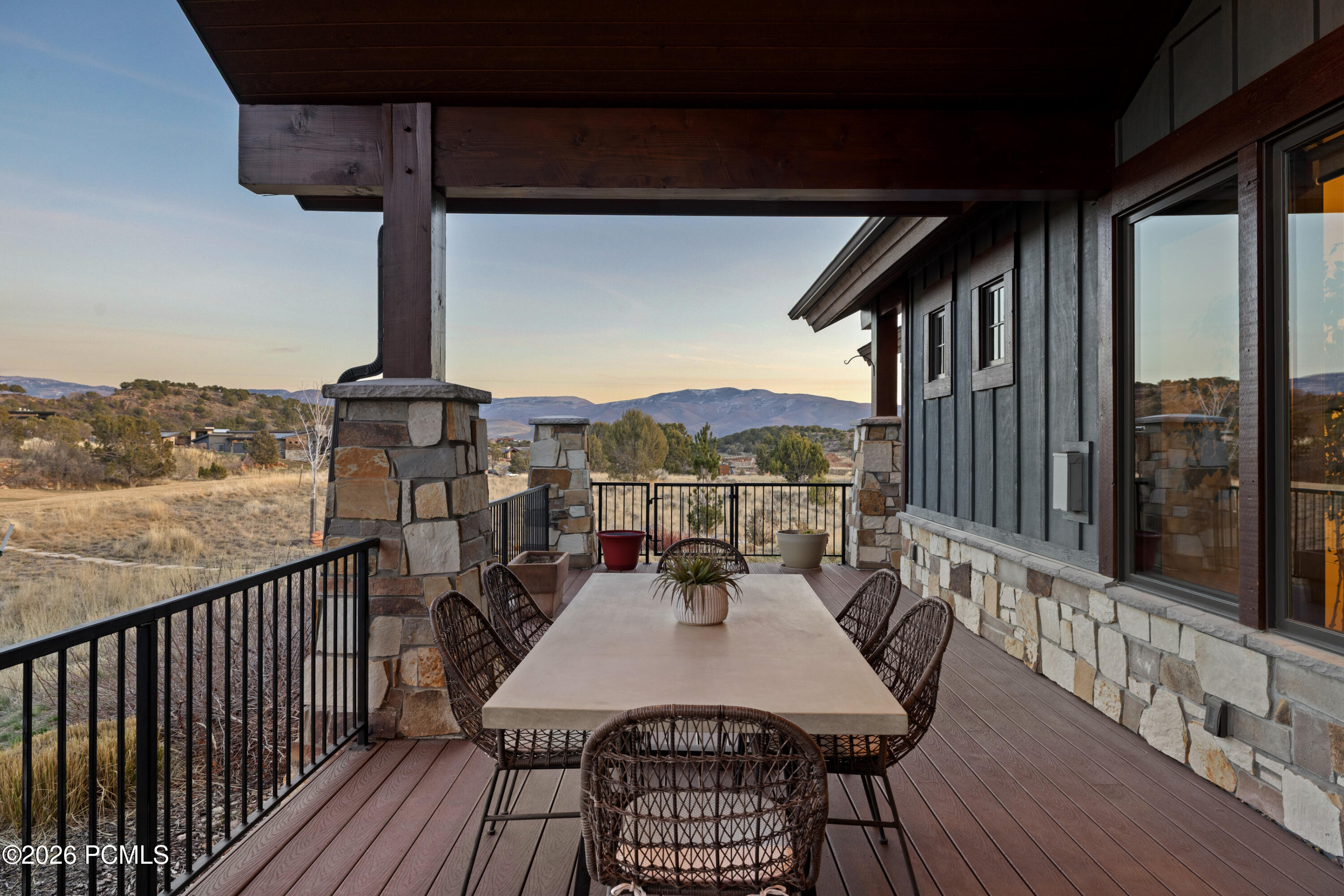 800 N Chimney Rock Road