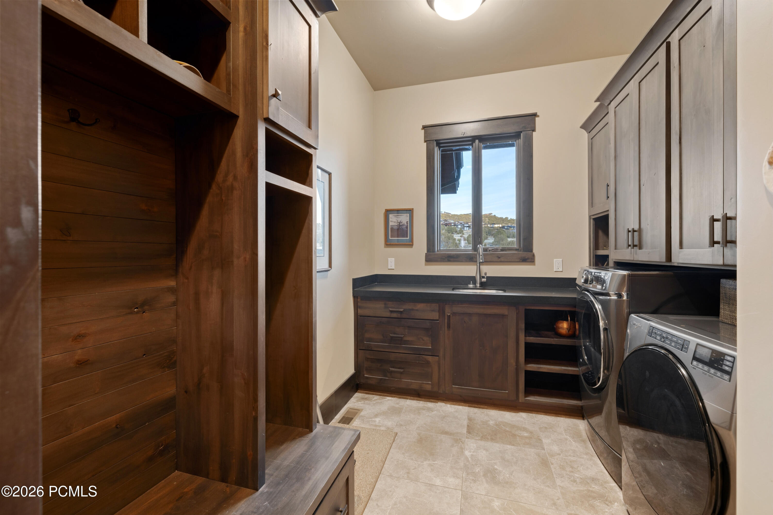 800 N Chimney Rock Road