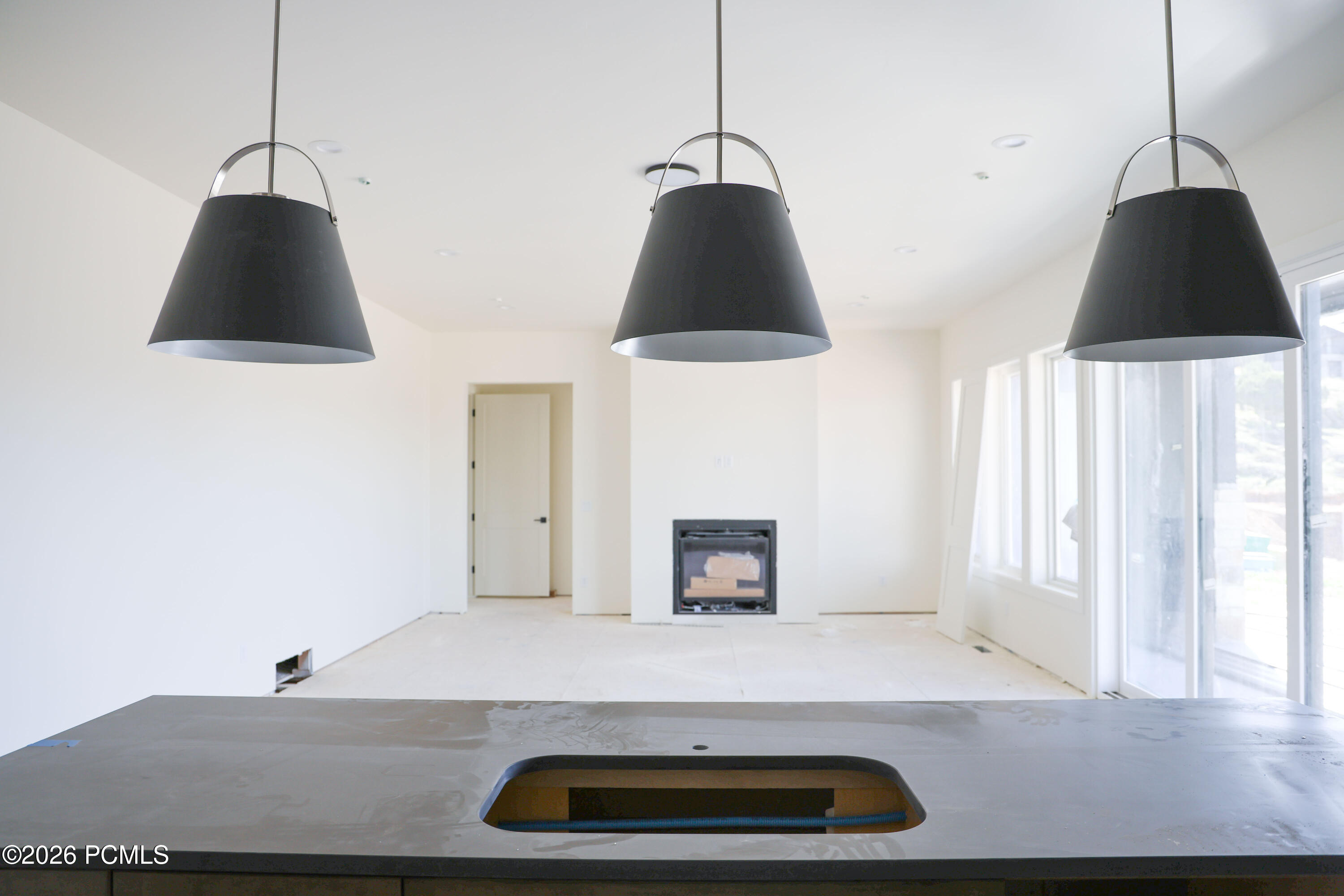 402 N Abajo Peak Loop Q3