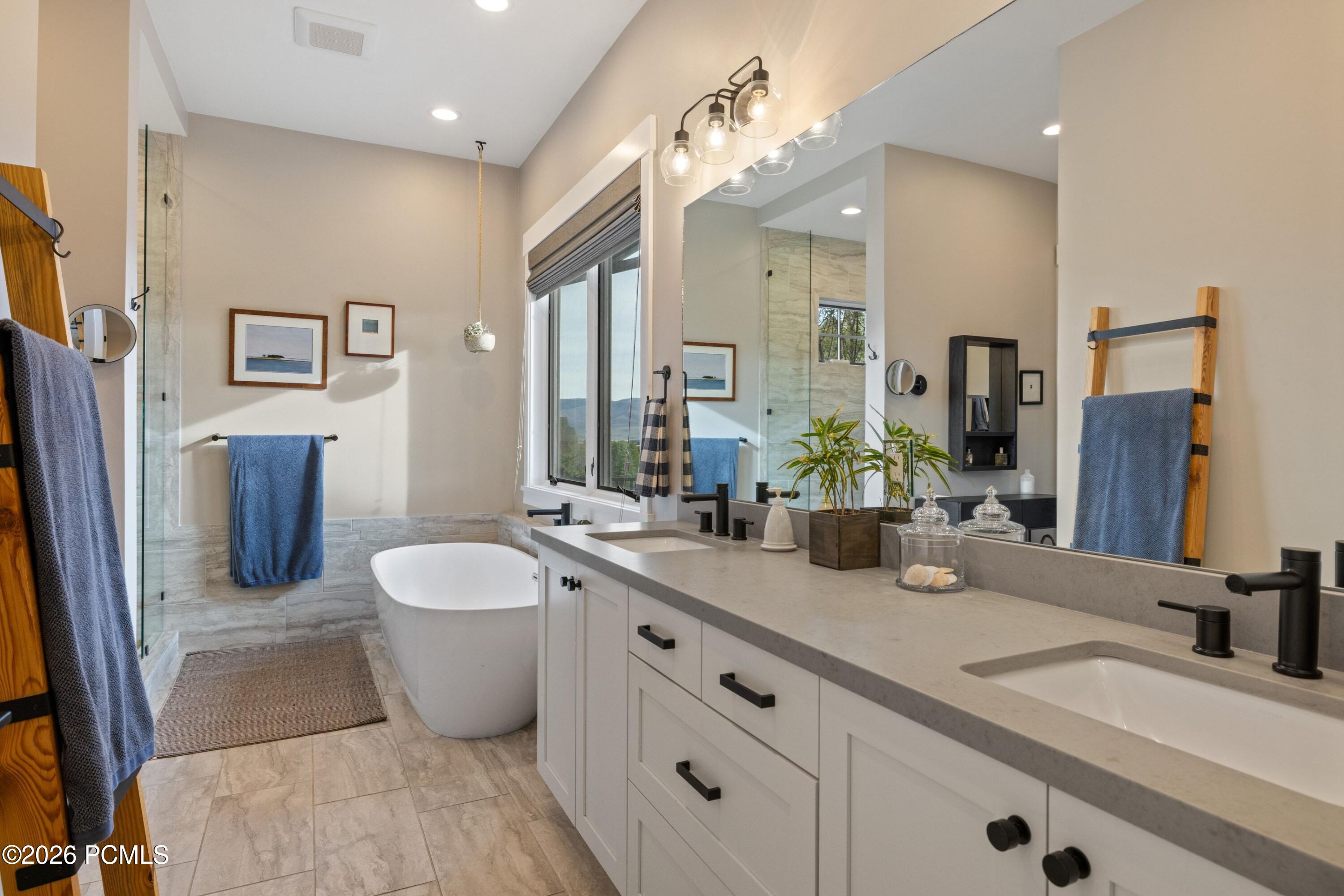 711 N Red Ledges Boulevard