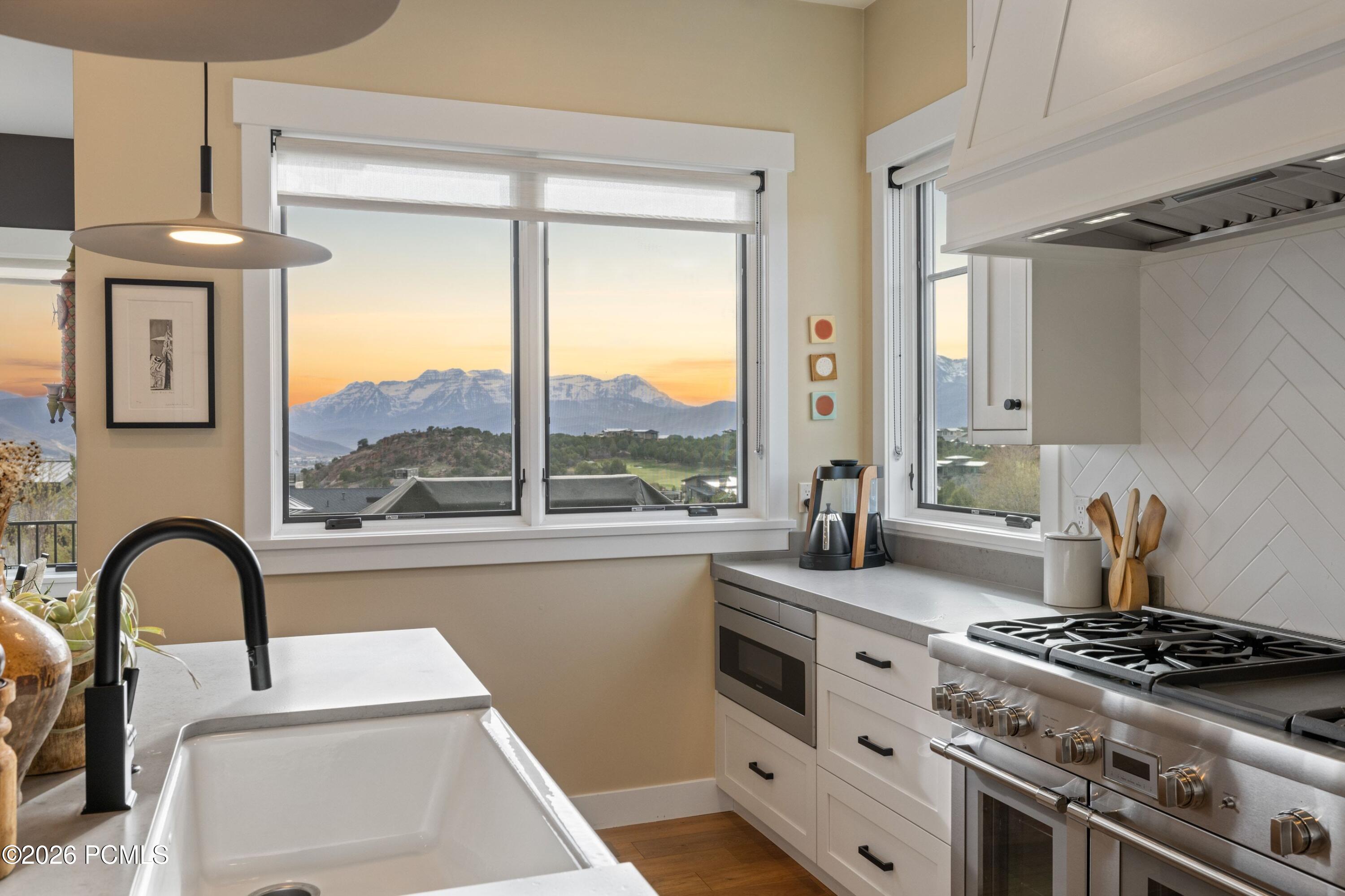 711 N Red Ledges Boulevard