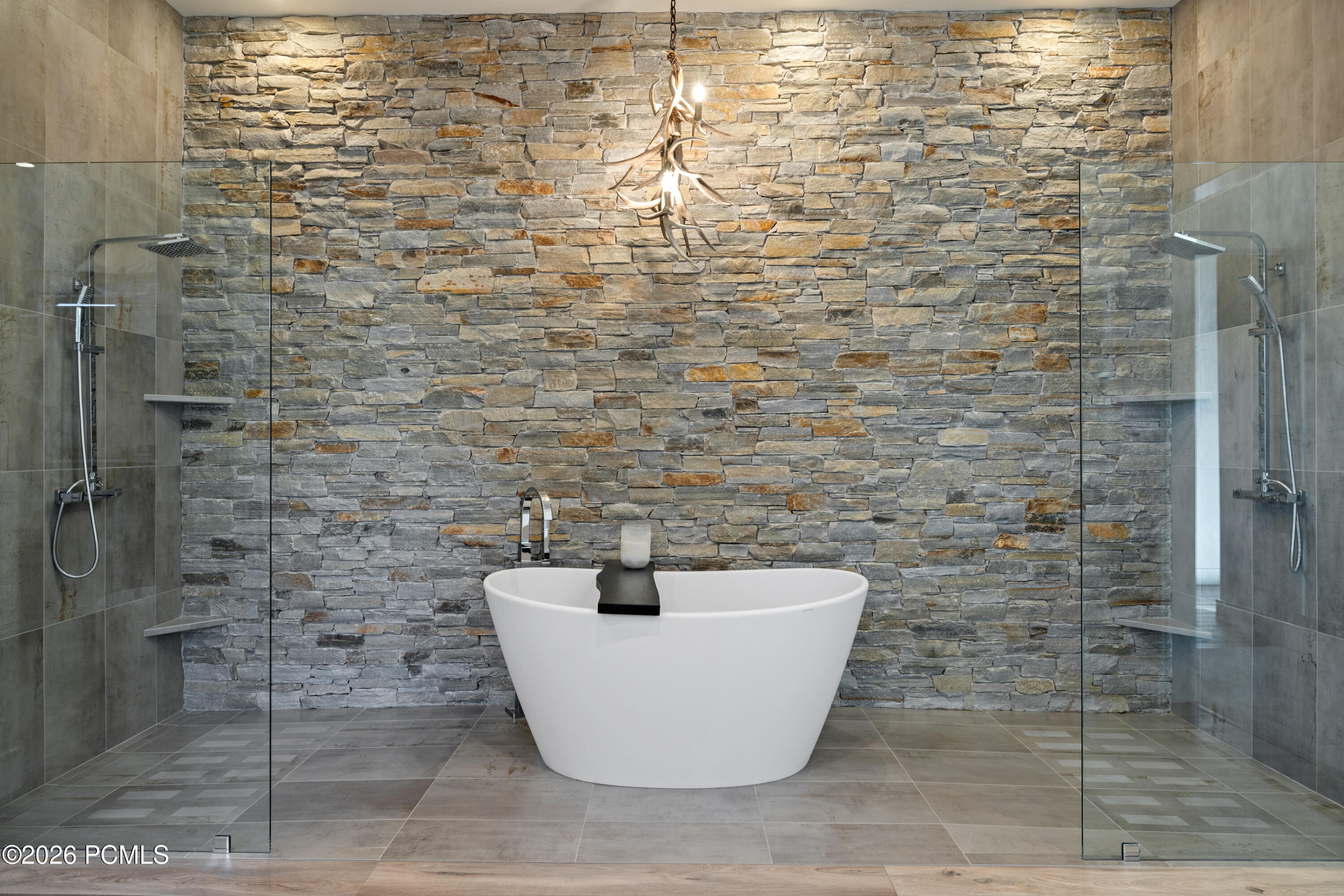 1353 N Lower Lookout Knoll Court