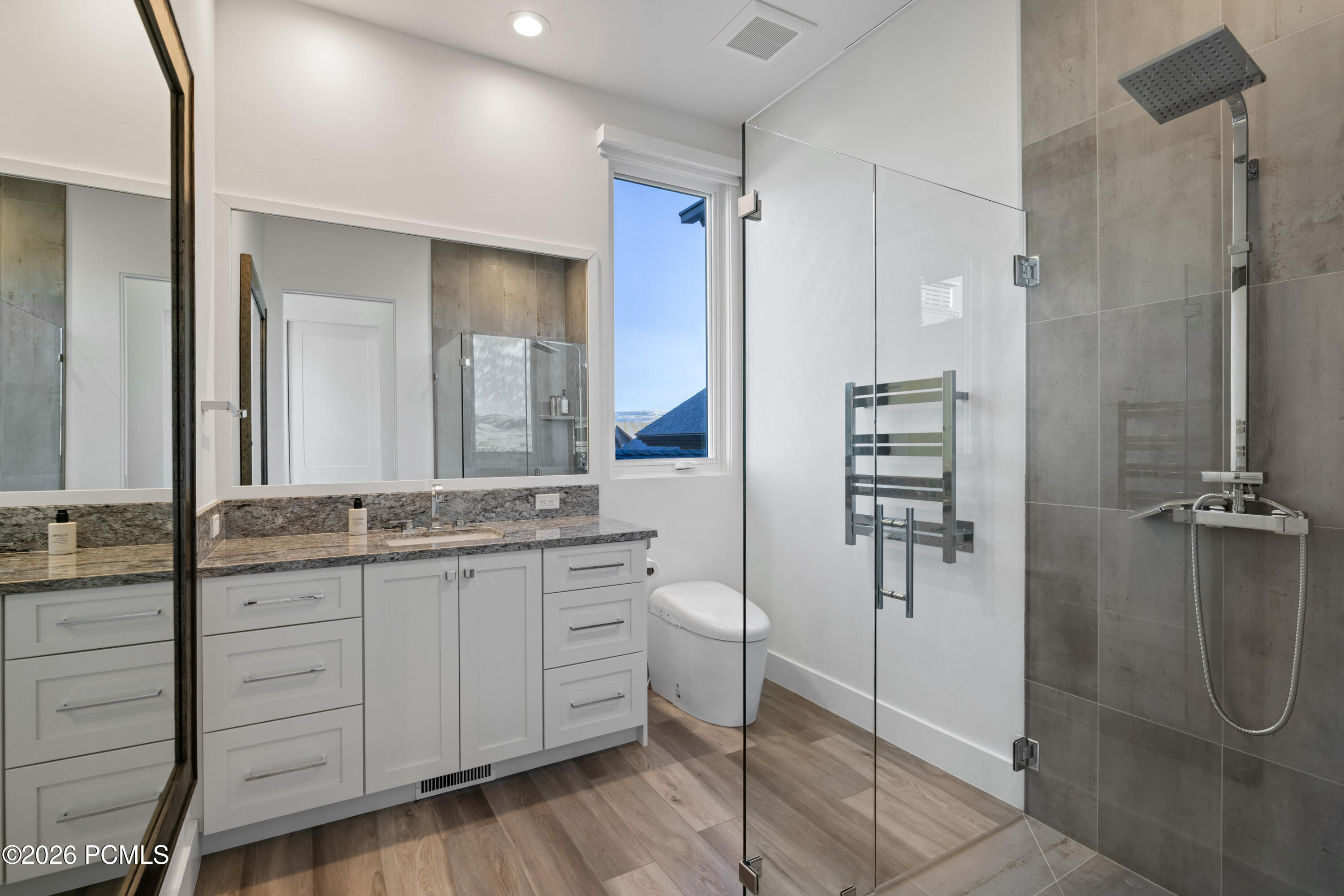 1353 N Lower Lookout Knoll Court