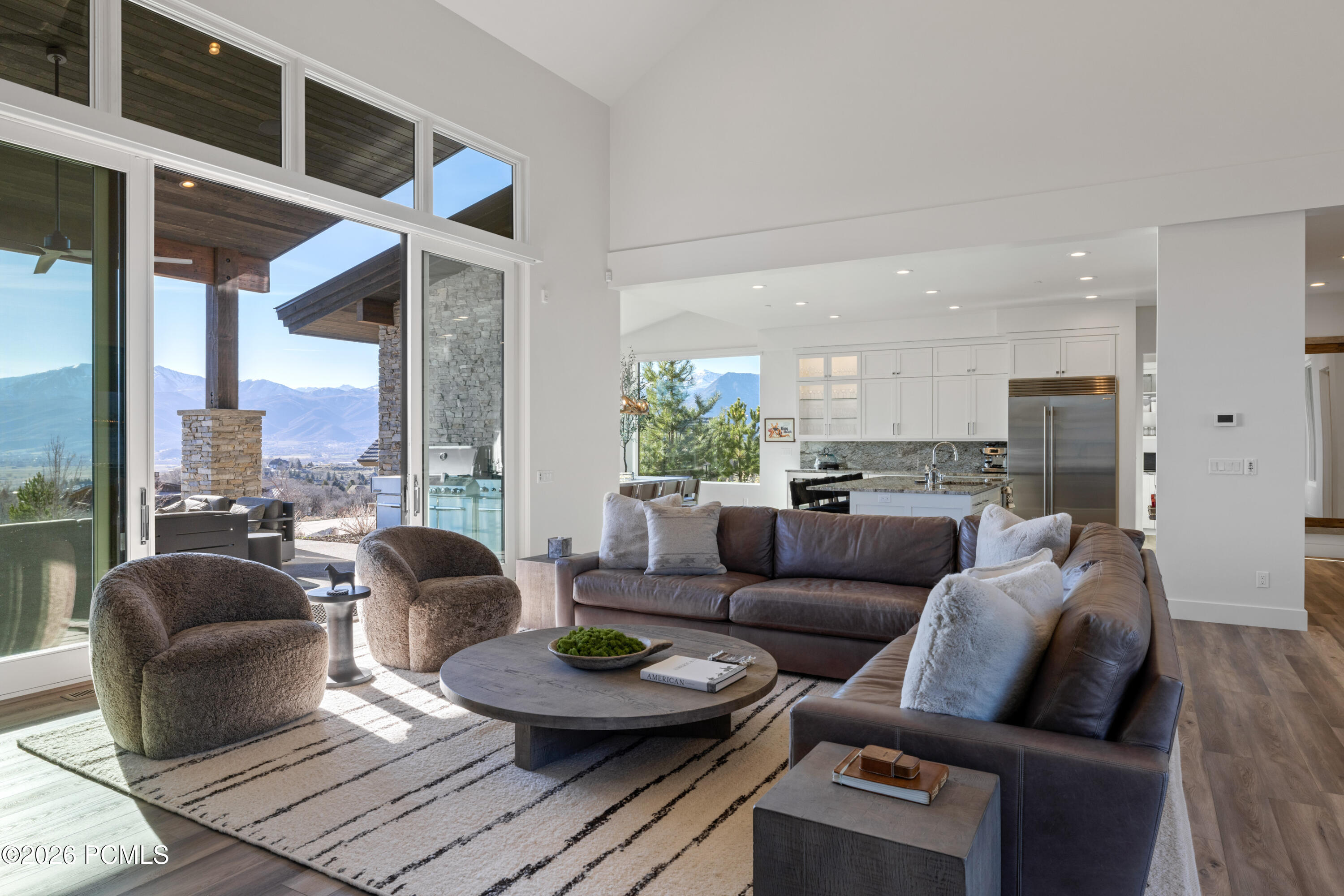 1353 N Lower Lookout Knoll Court