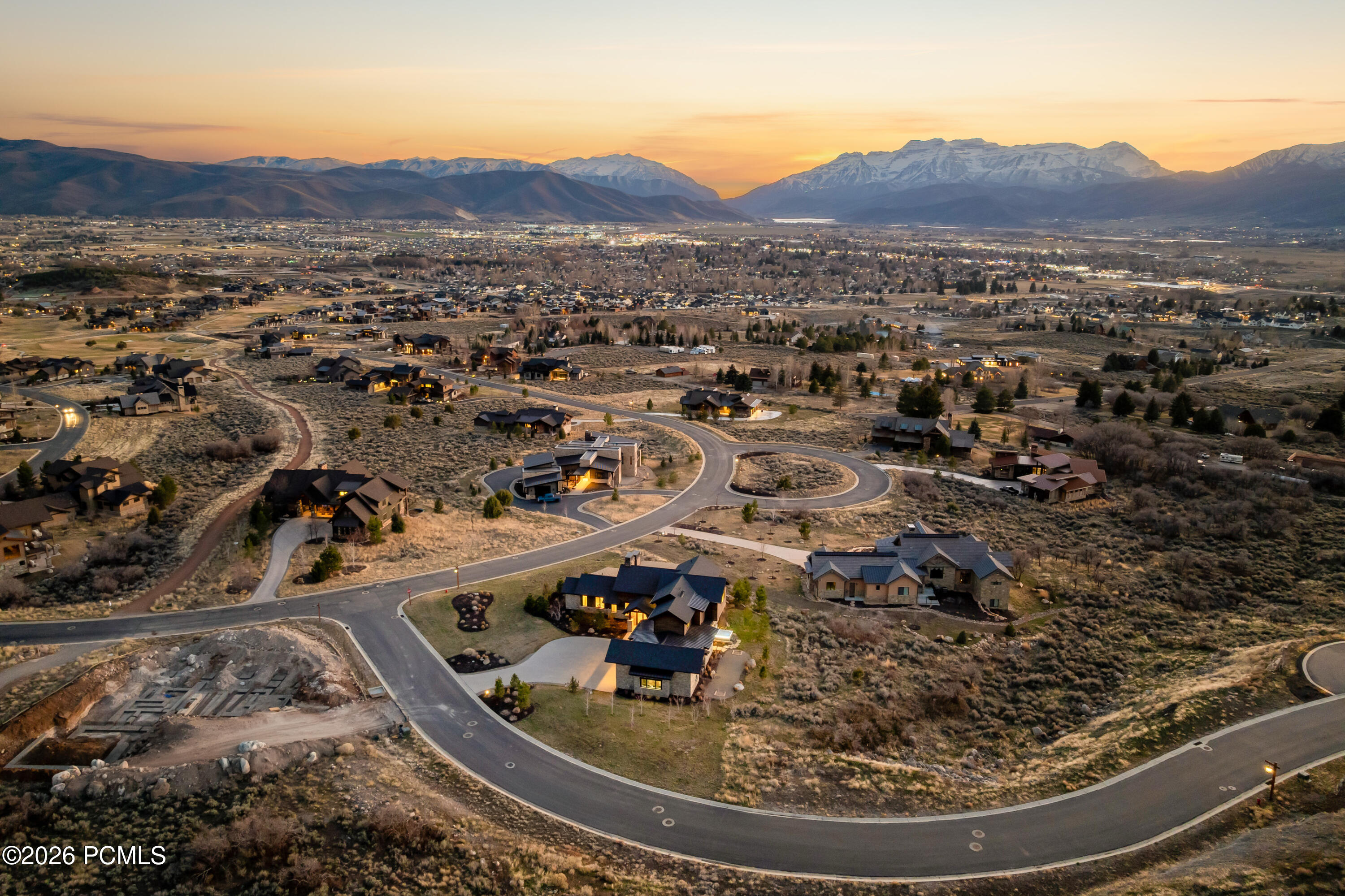 1353 N Lower Lookout Knoll Court