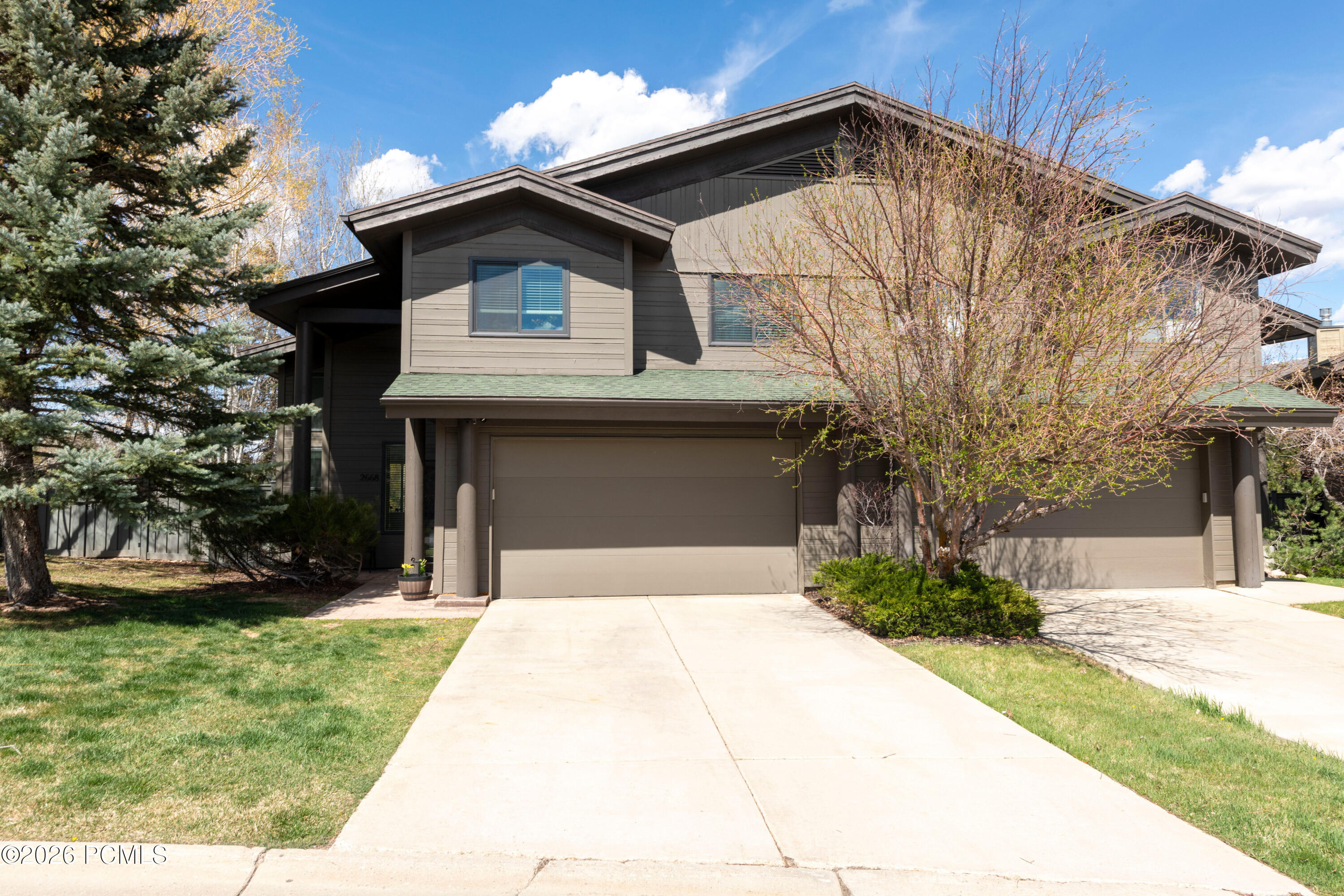 2668 Cottage Loop