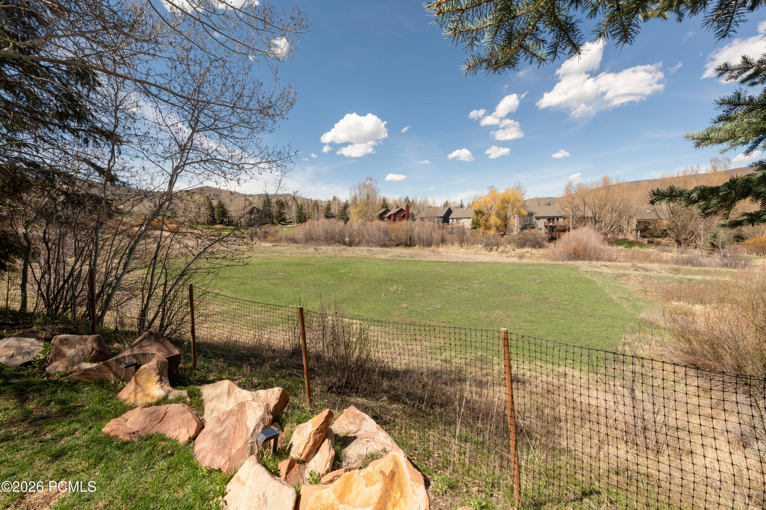 2668 Cottage Loop