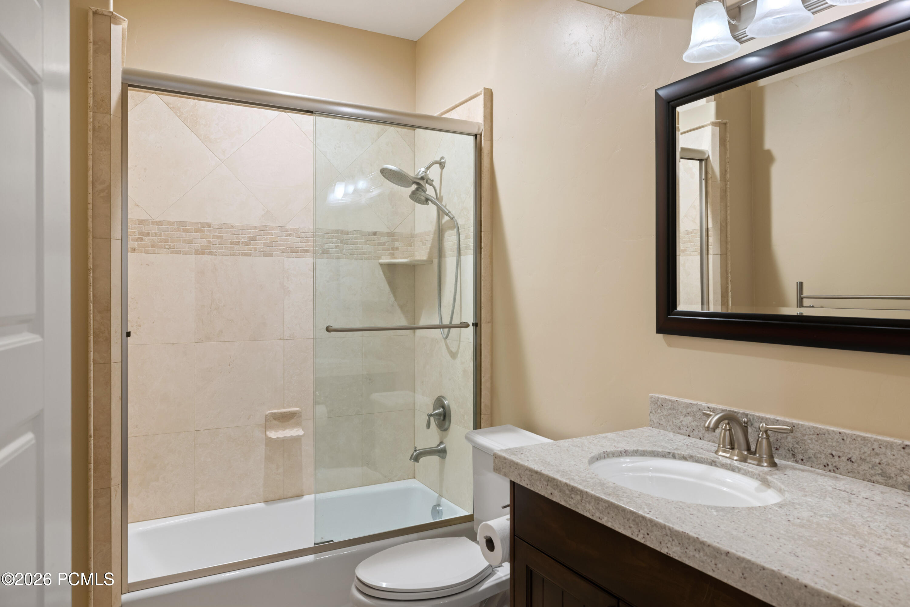 1263 E Chapman Court