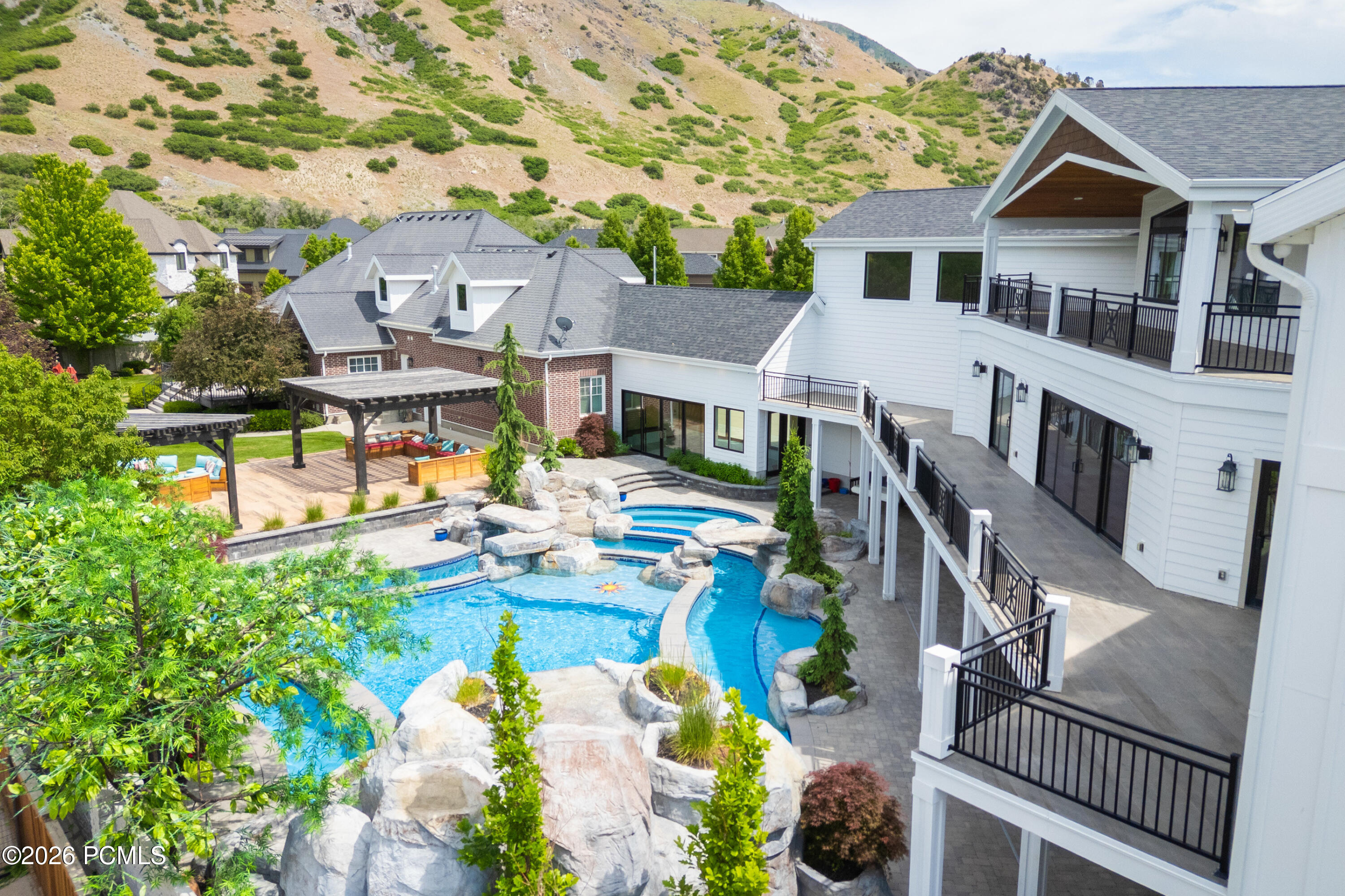 1263 E Chapman Court