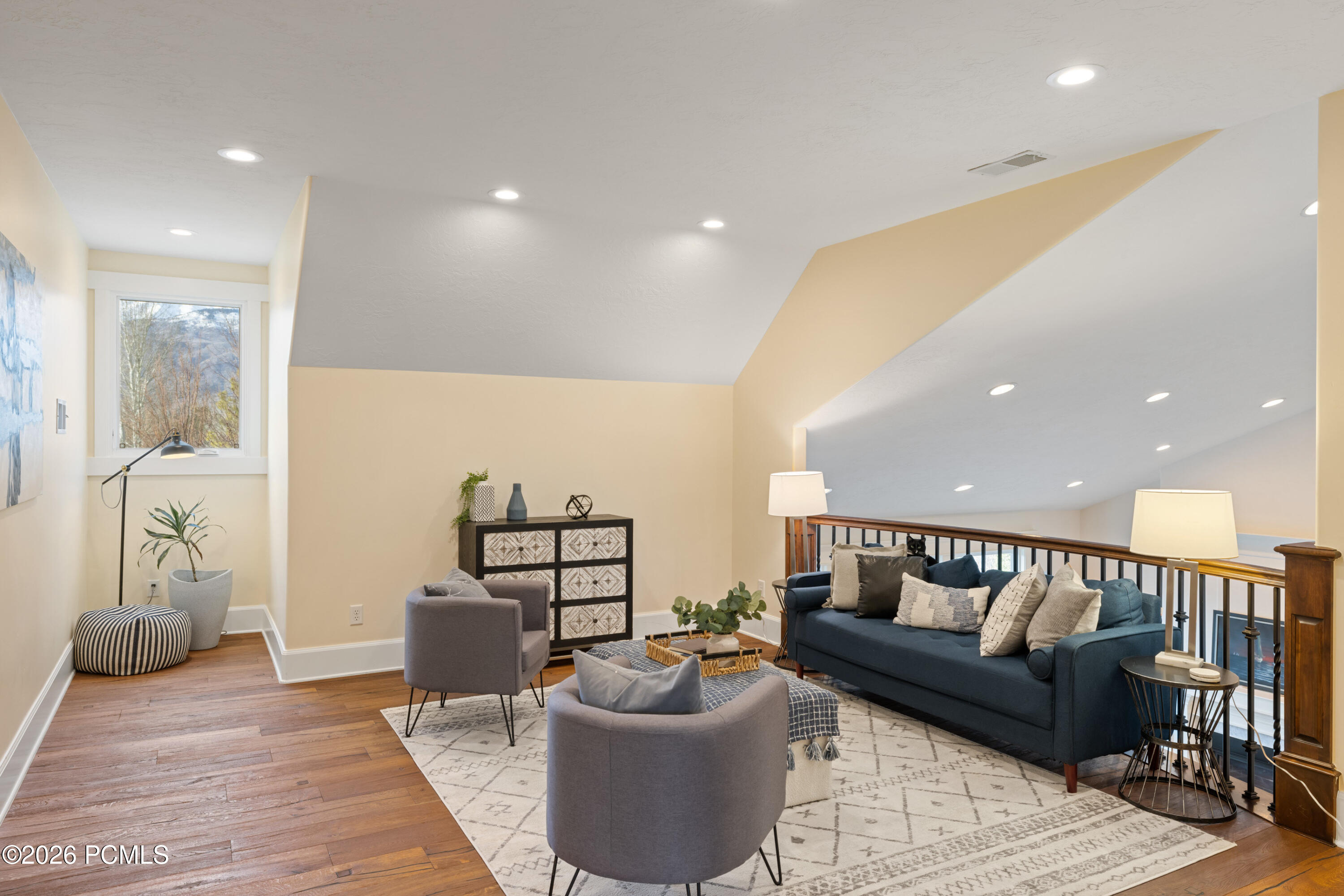 1263 E Chapman Court