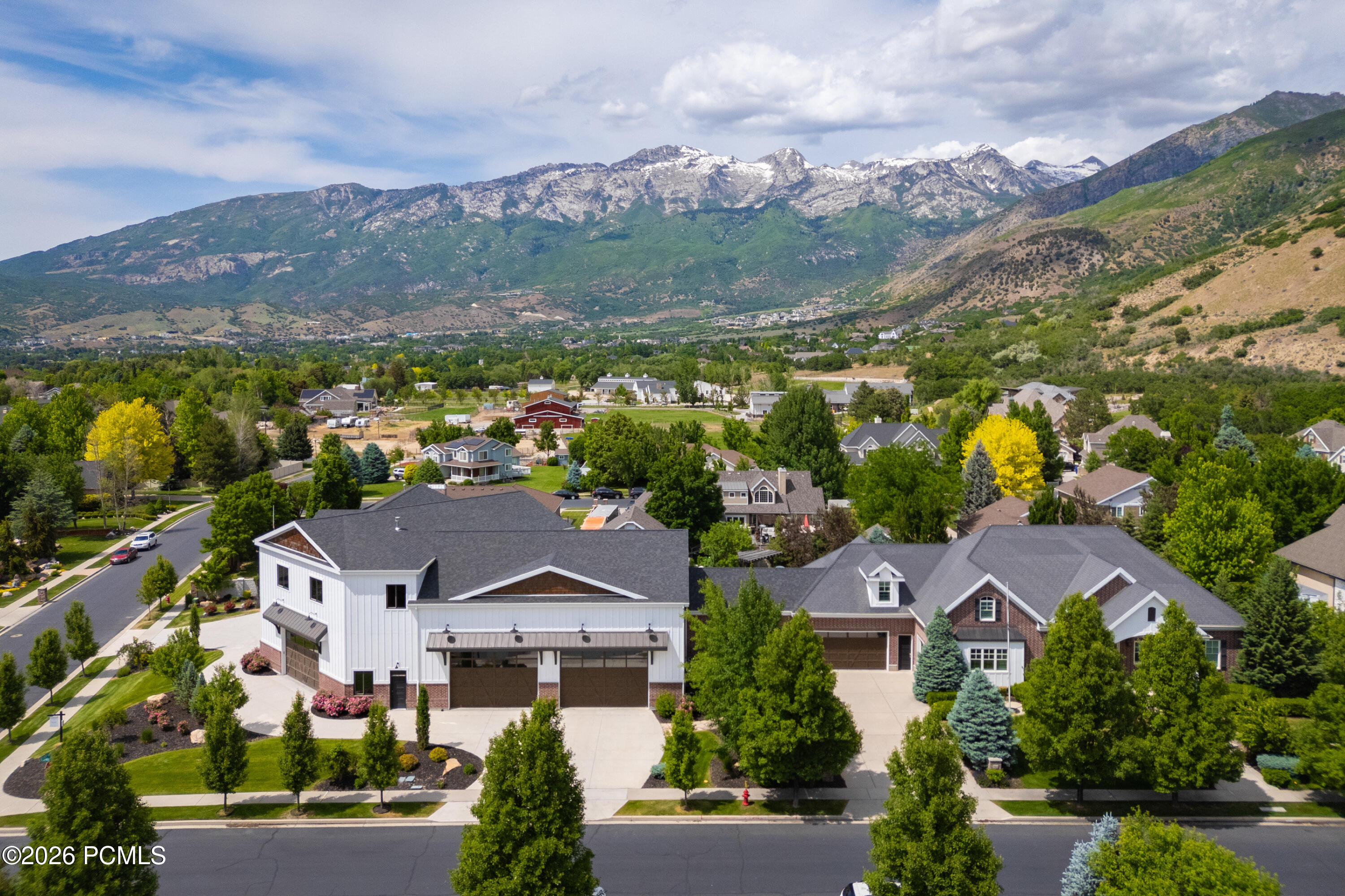 1263 E Chapman Court