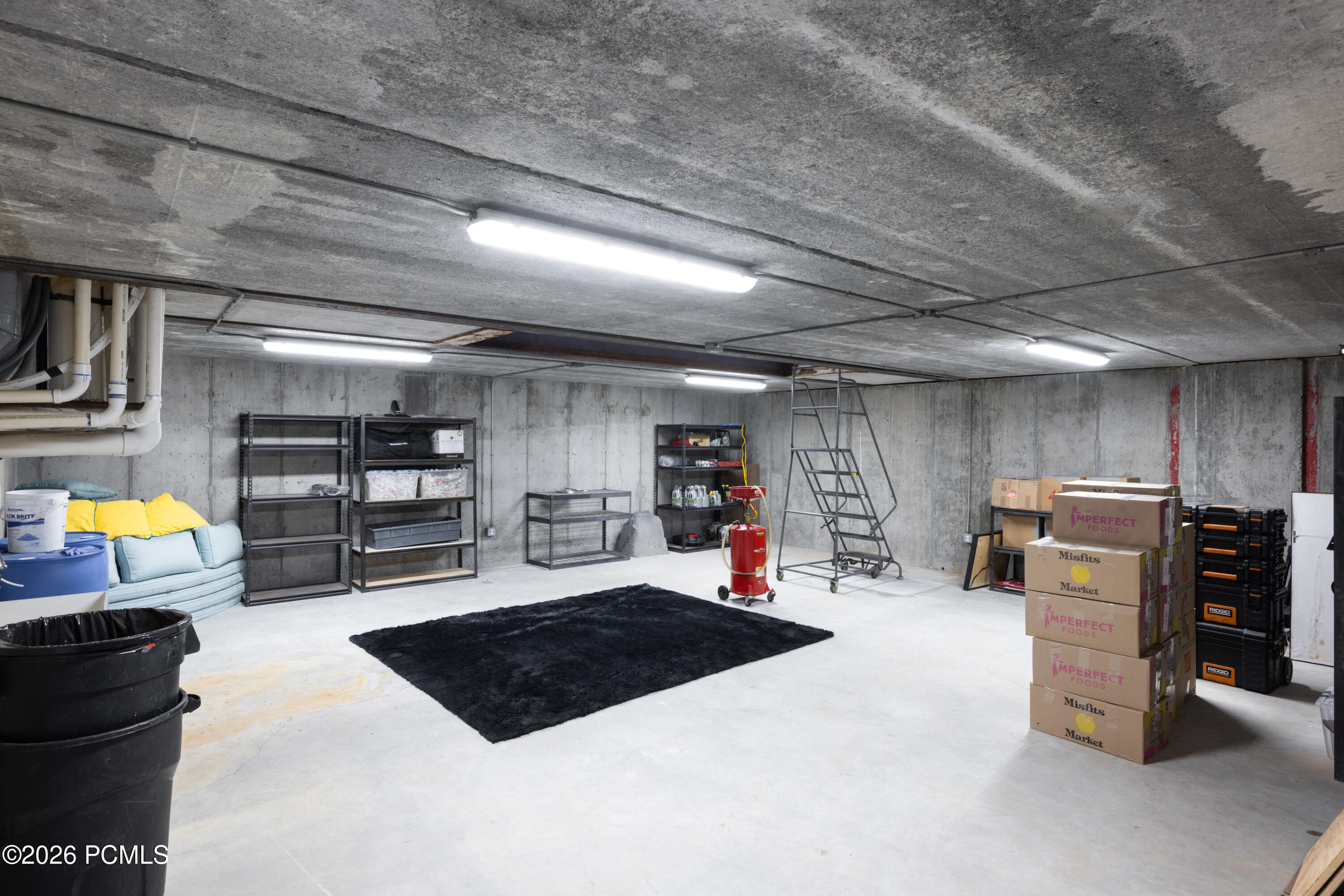 1263 E Chapman Court