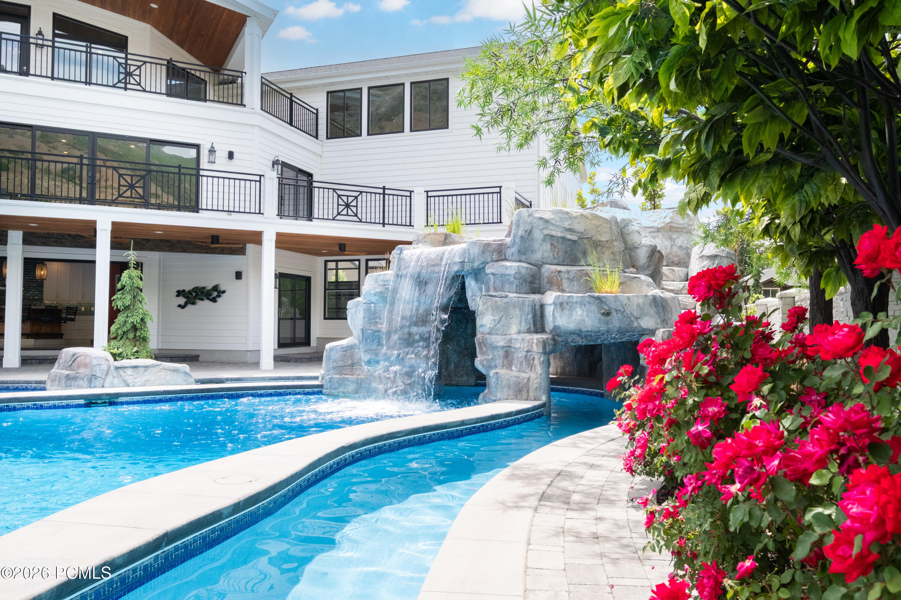 1263 E Chapman Court