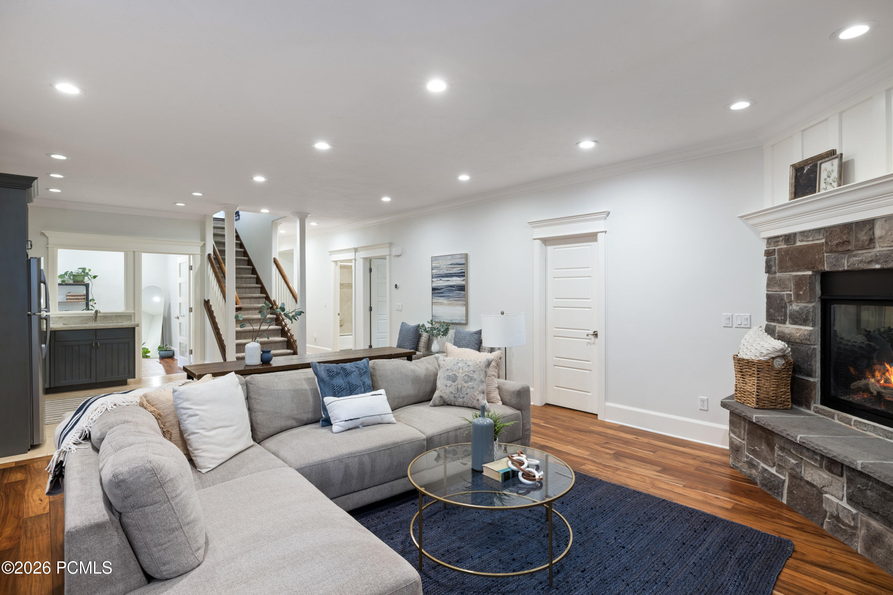 1263 E Chapman Court