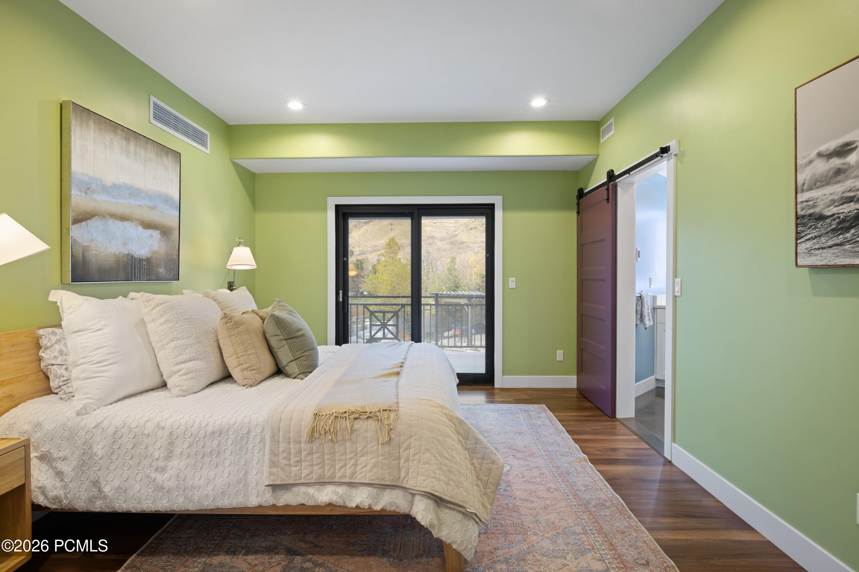 1263 E Chapman Court