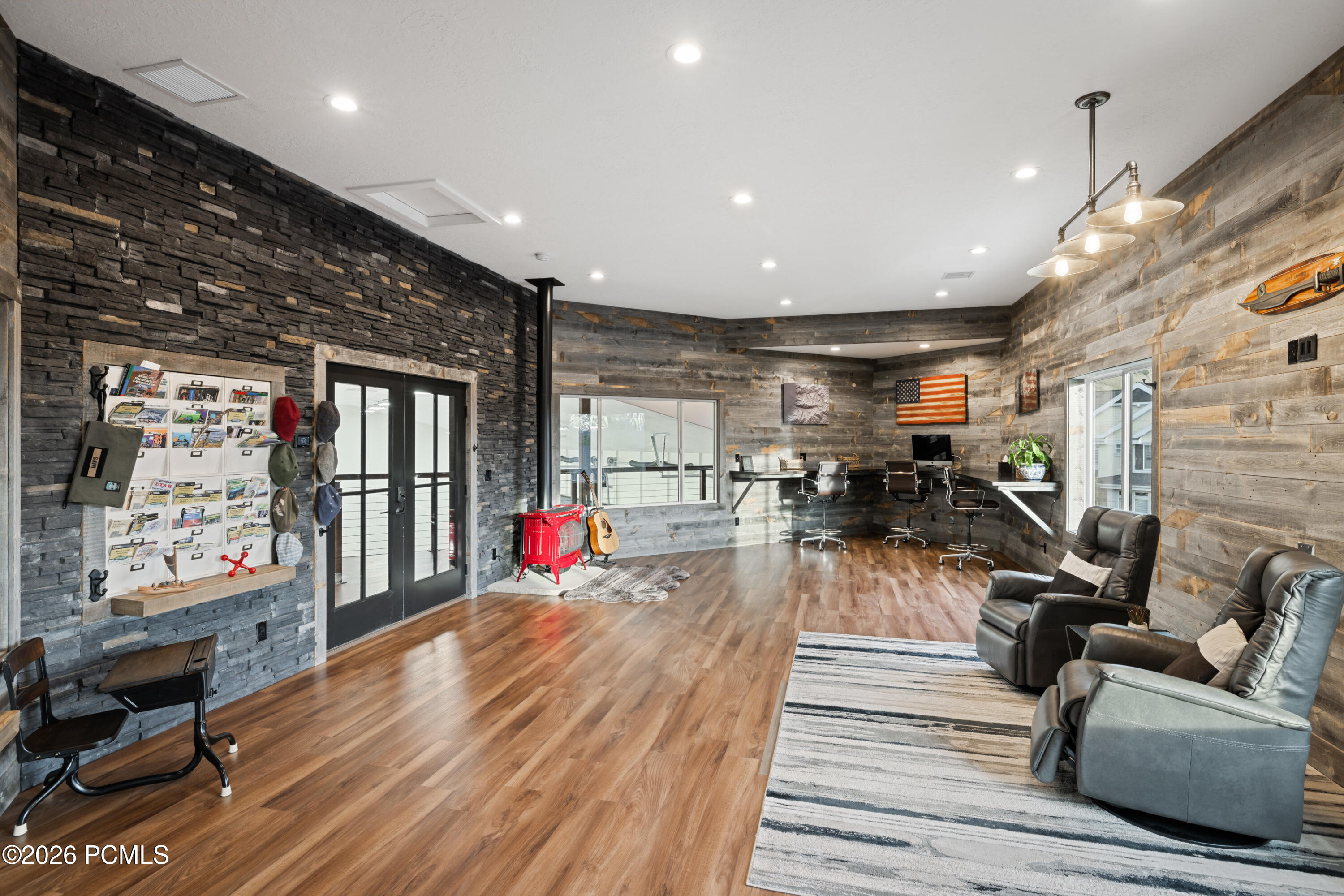 1263 E Chapman Court