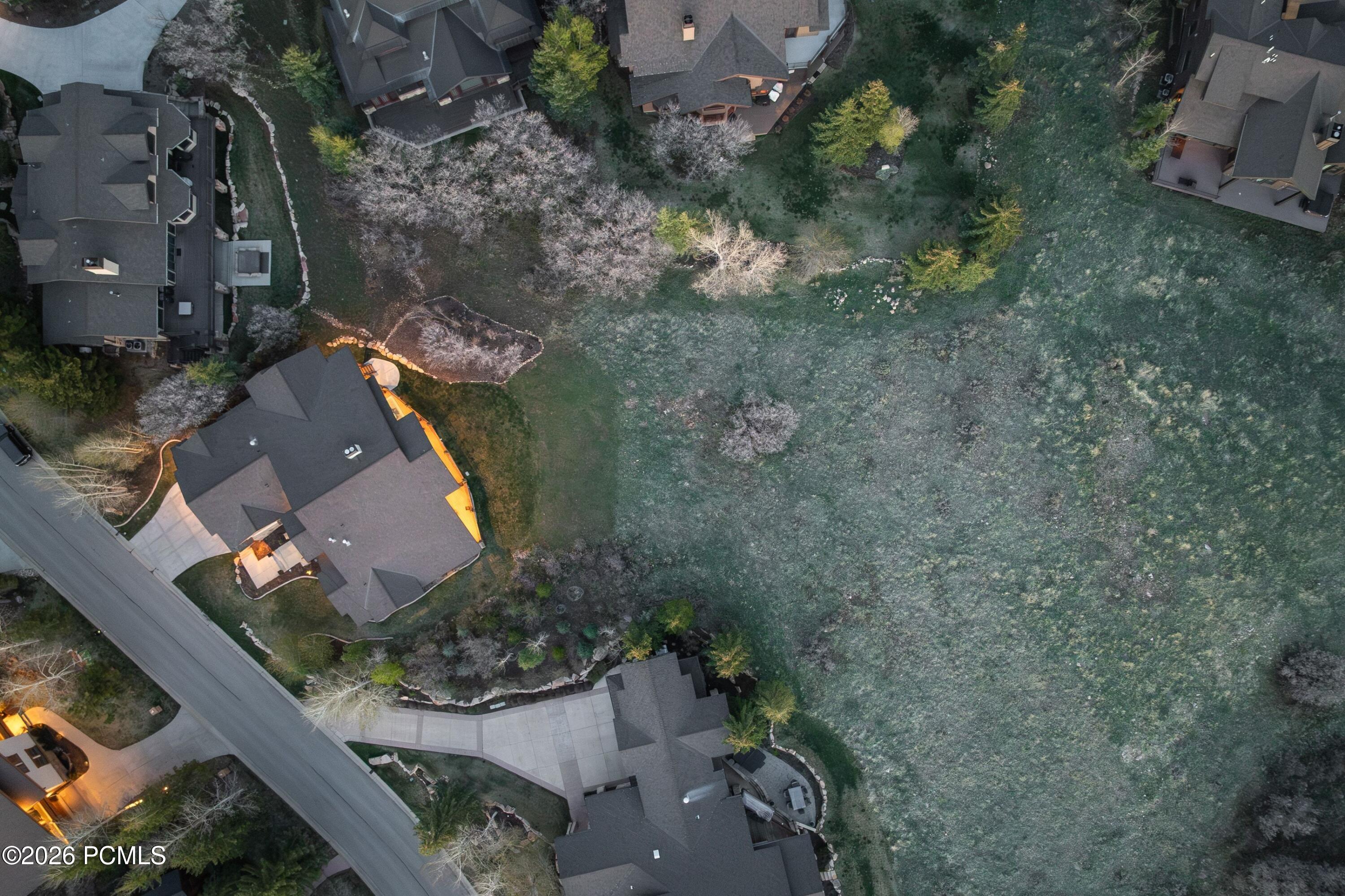 3665 Oakwood Drive