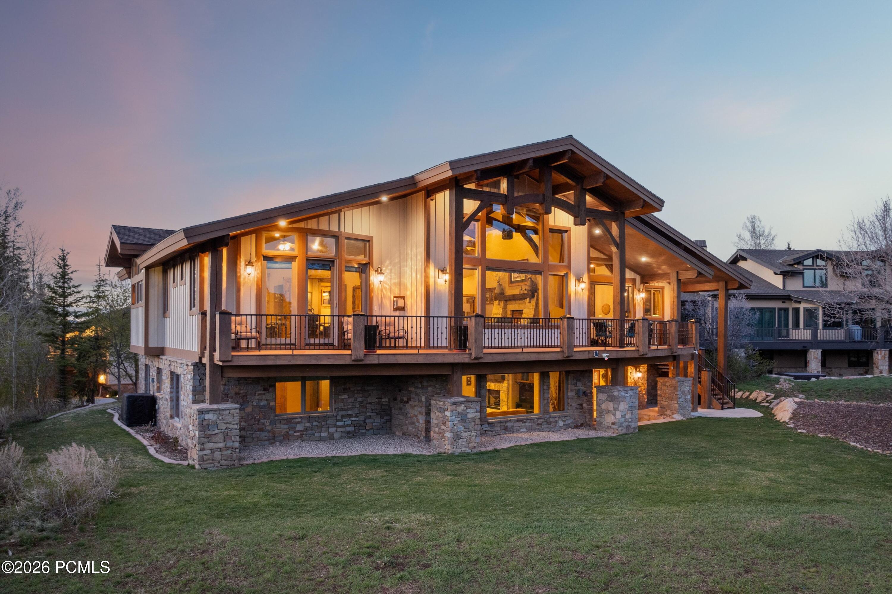 3665 Oakwood Drive