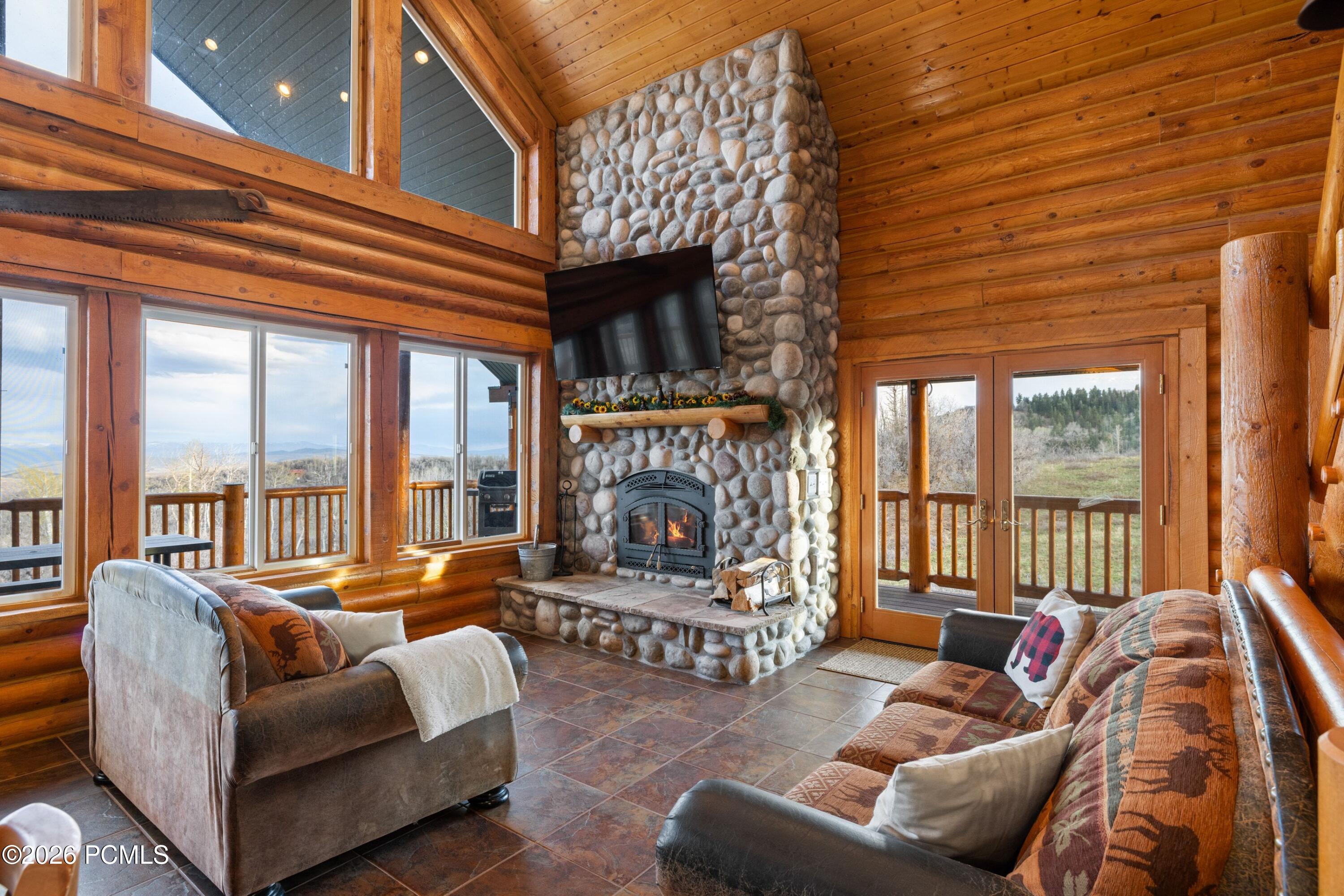 289 Porcupine Loop