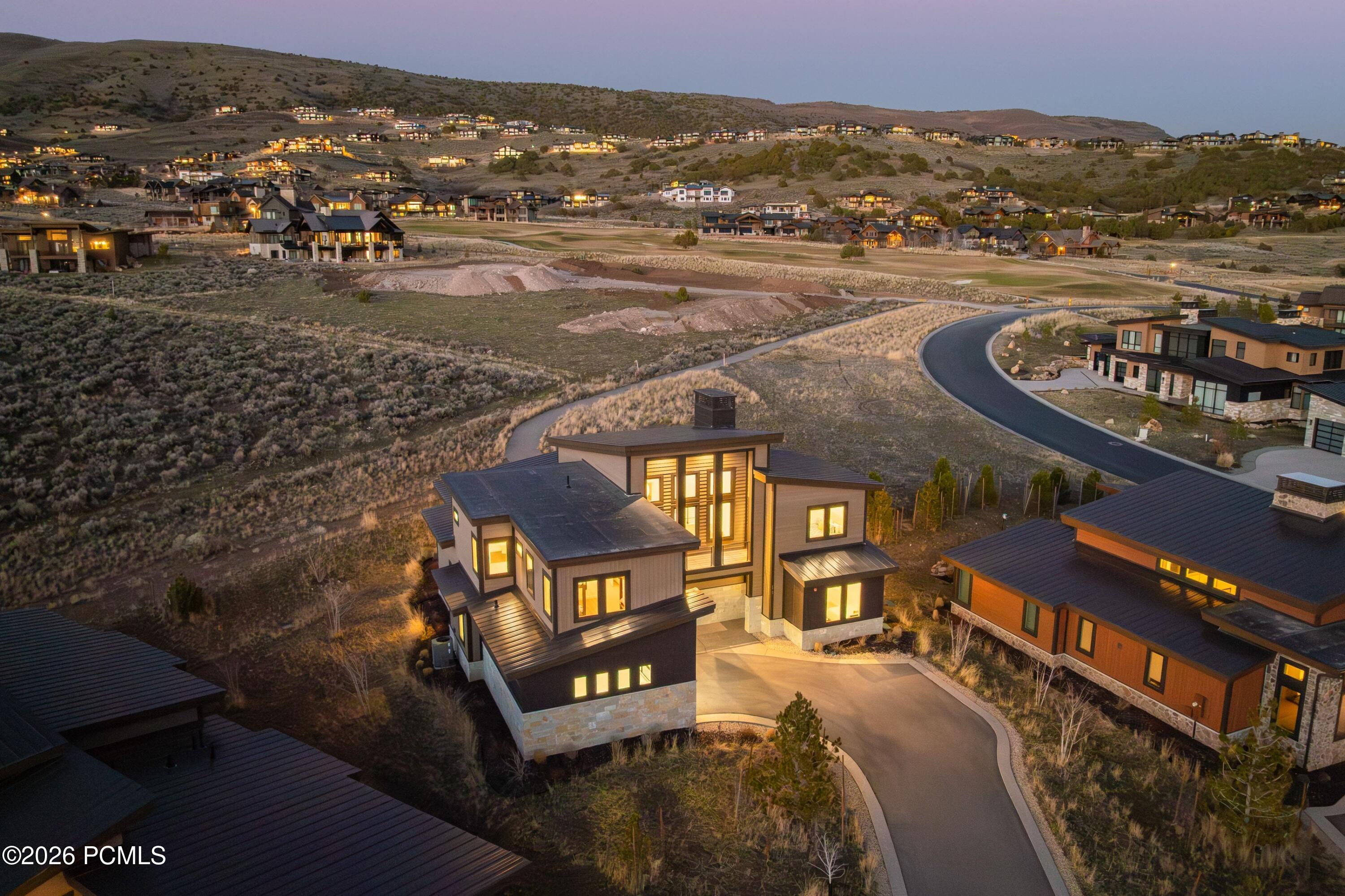 1747 E Thompson Peak Circle