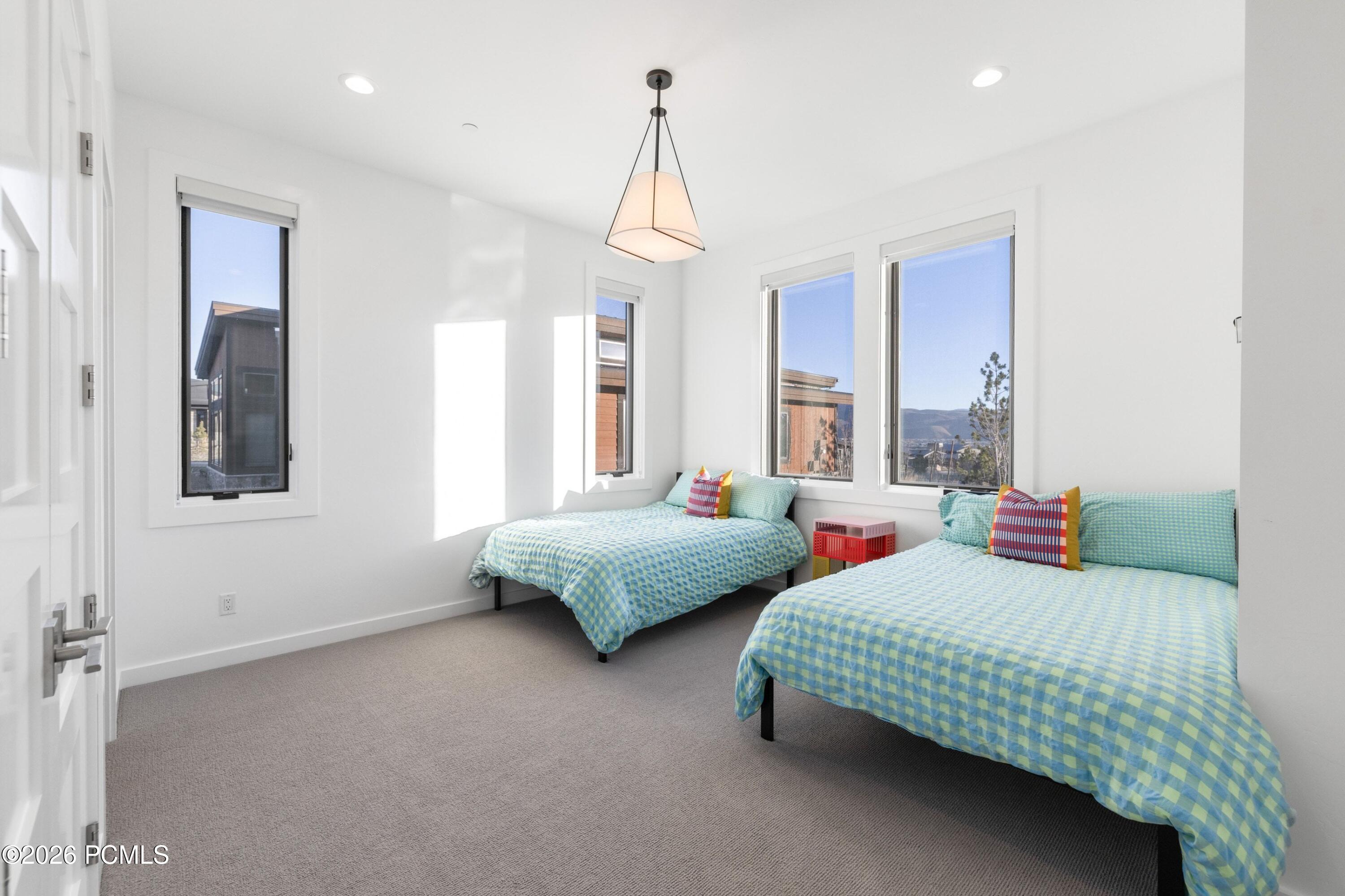 1747 E Thompson Peak Circle