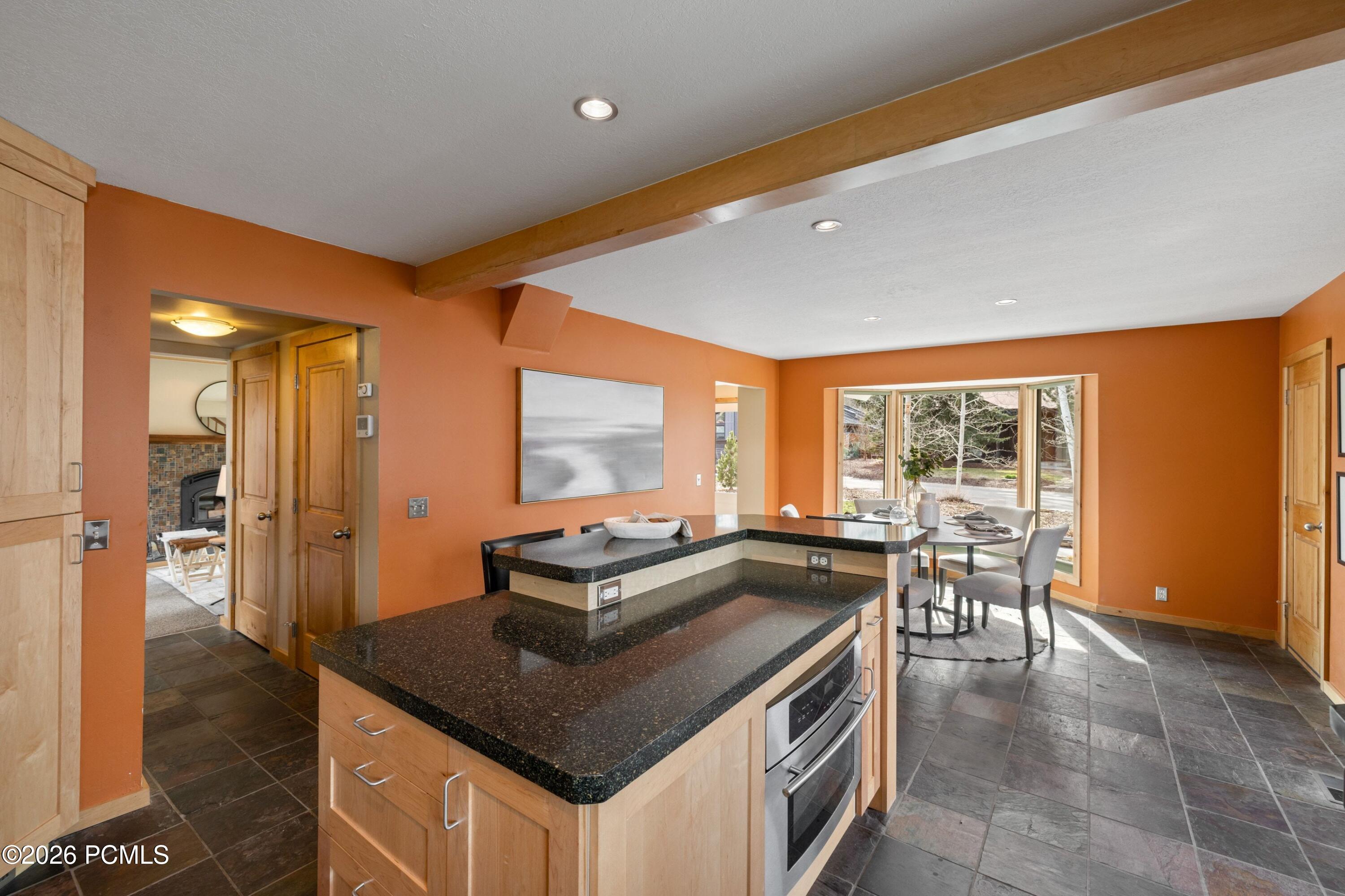 2554 Little Kate Road