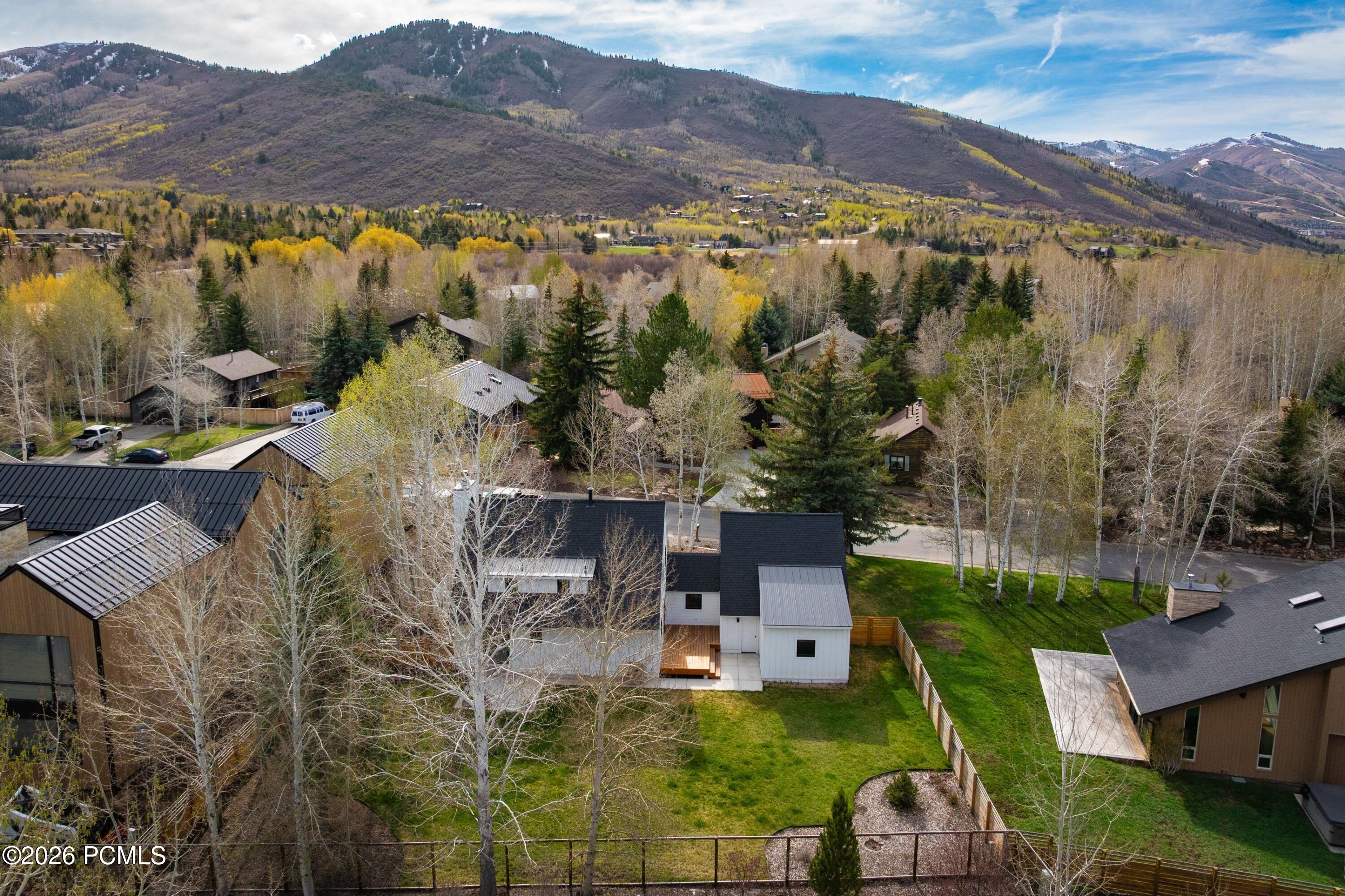 2554 Little Kate Road