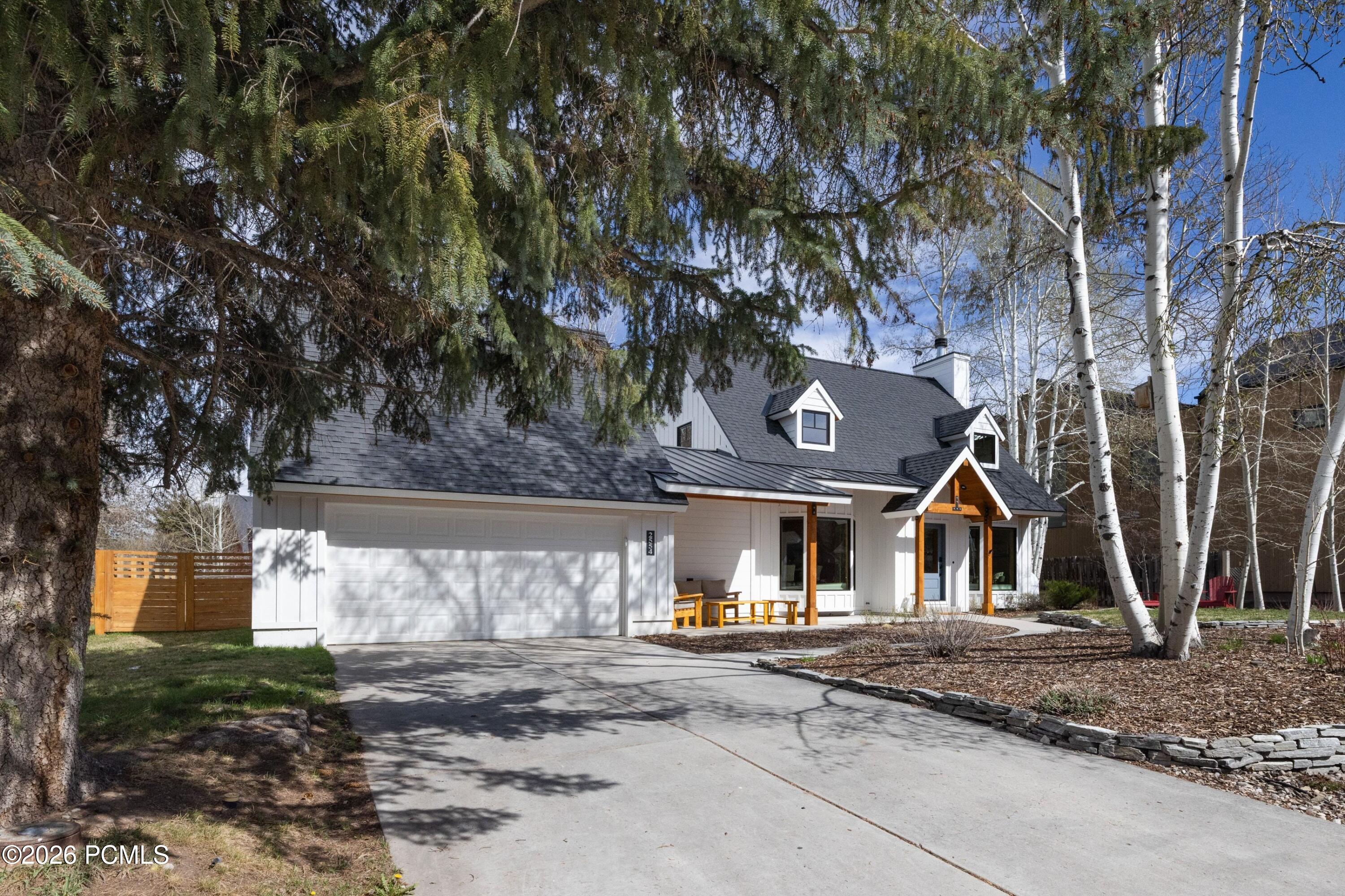 2554 Little Kate Road