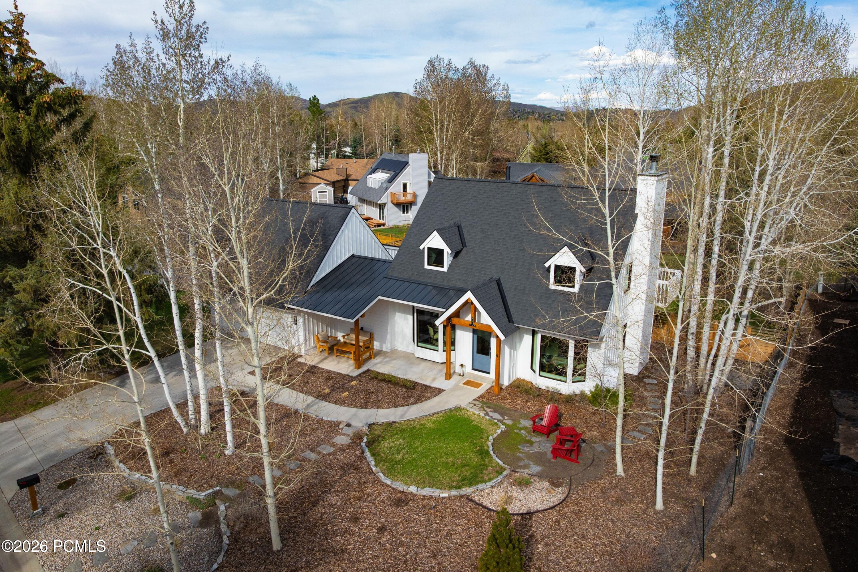 2554 Little Kate Road