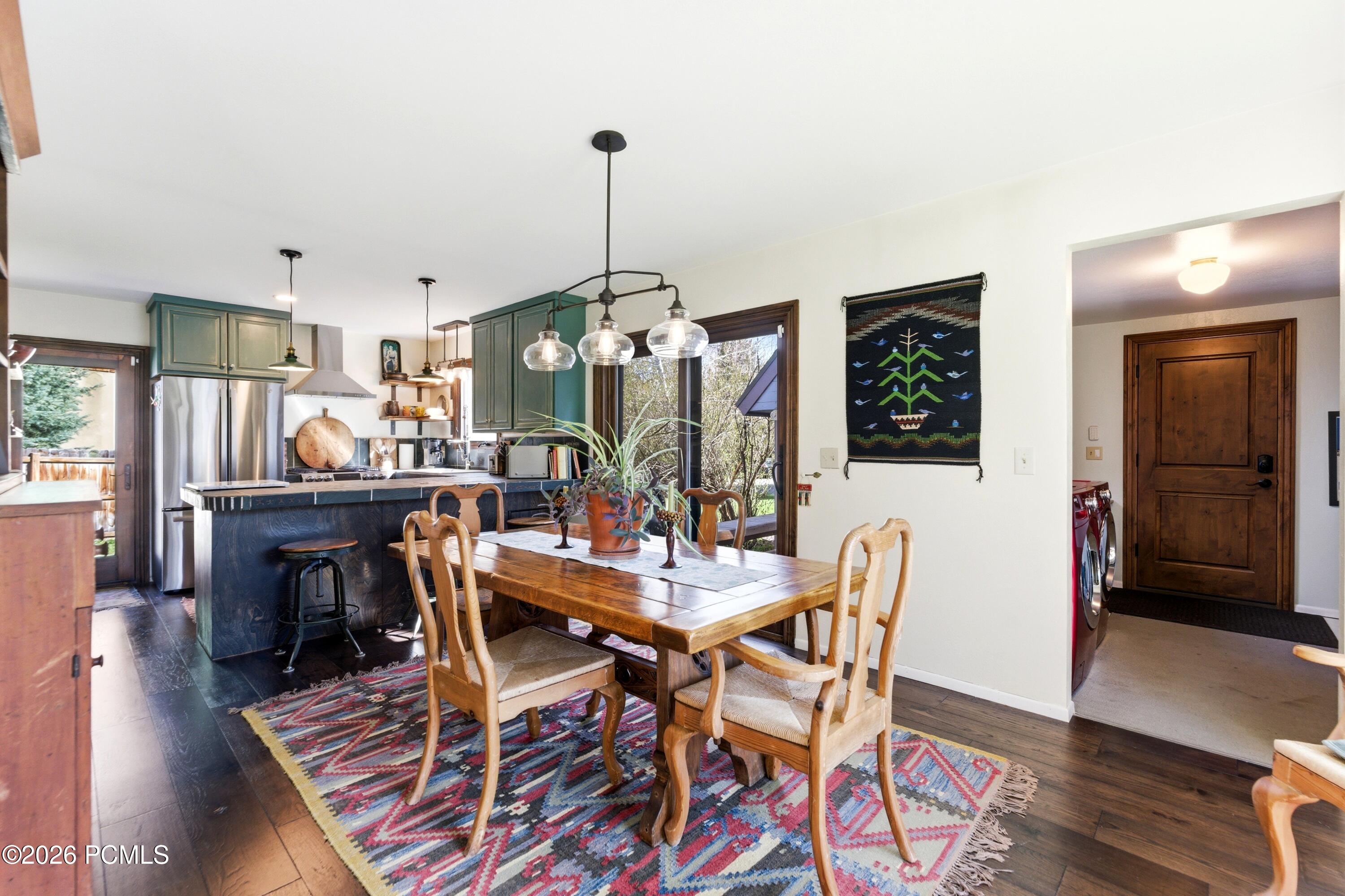 2635 Little Kate Road