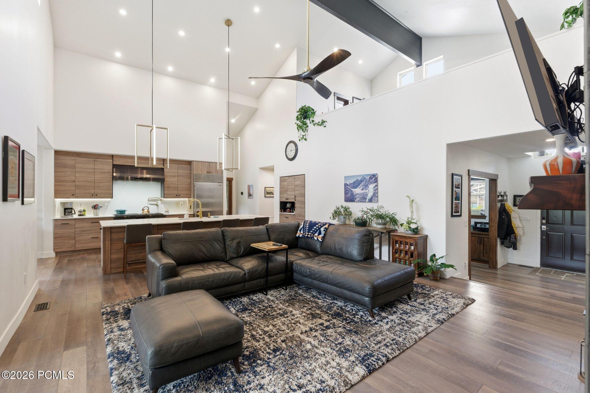 4721 Winchester Court