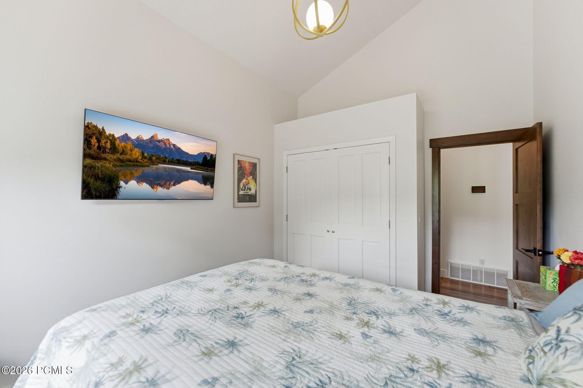 4721 Winchester Court
