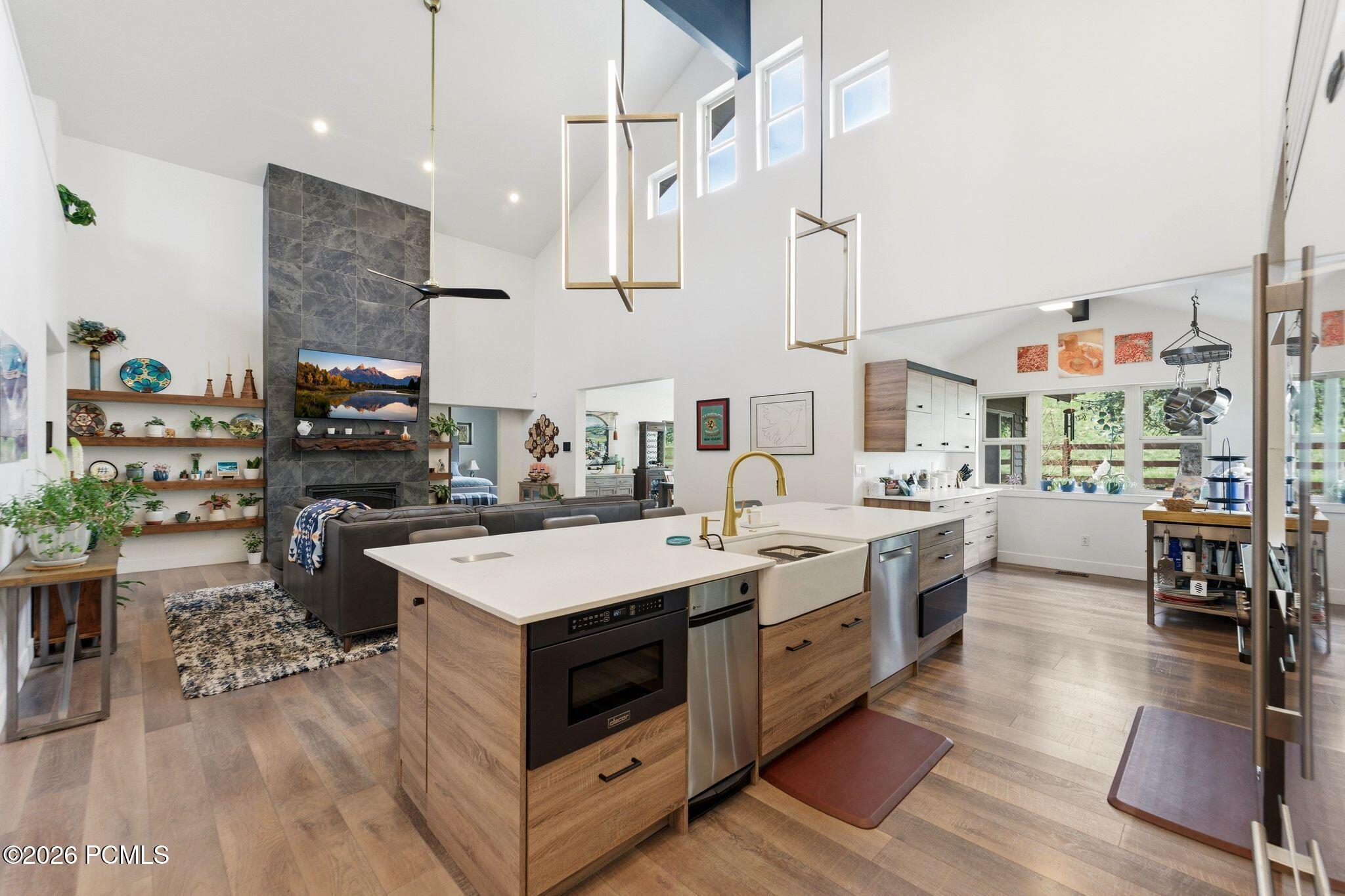 4721 Winchester Court