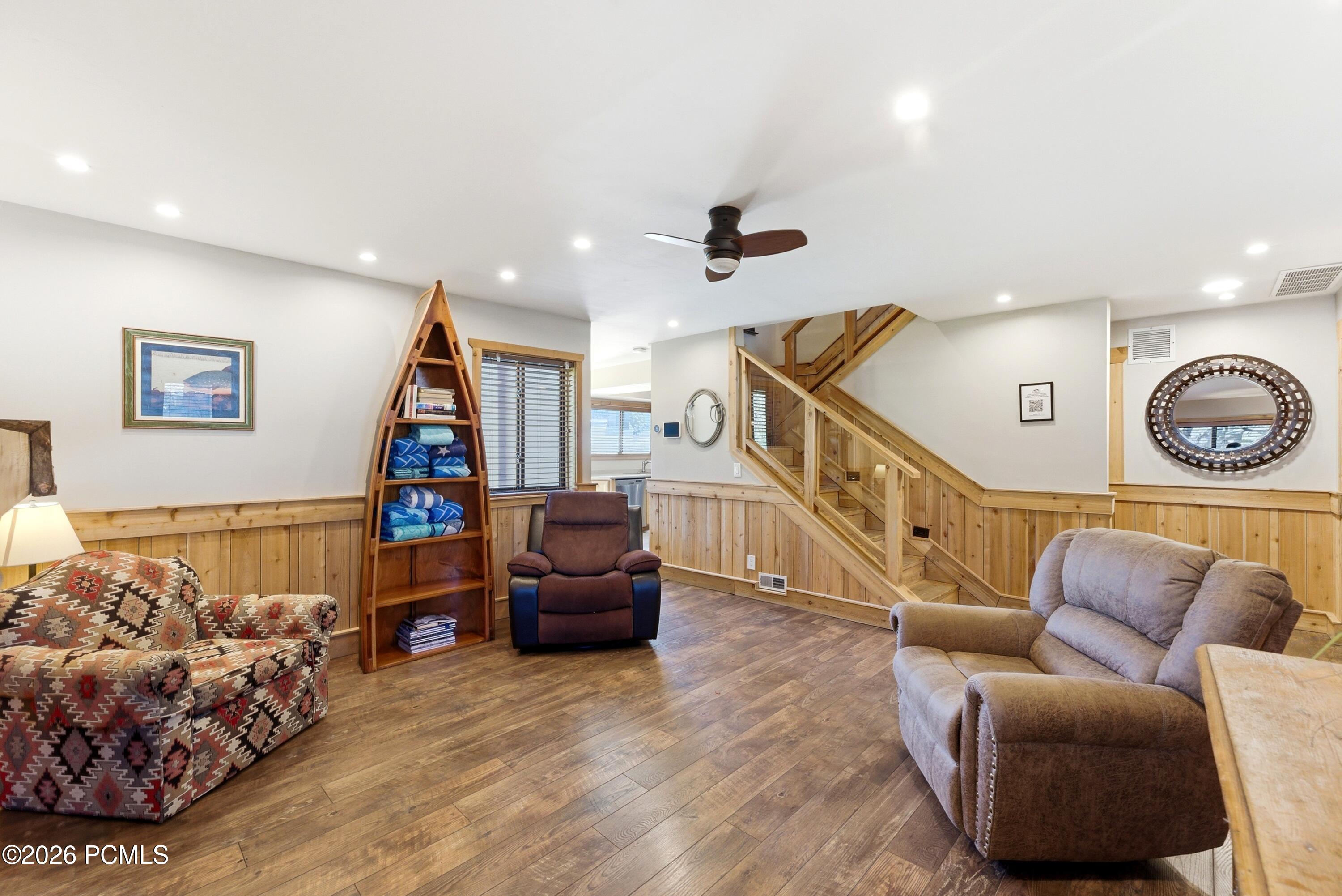 1924 W Frostwood Boulevard 27-A