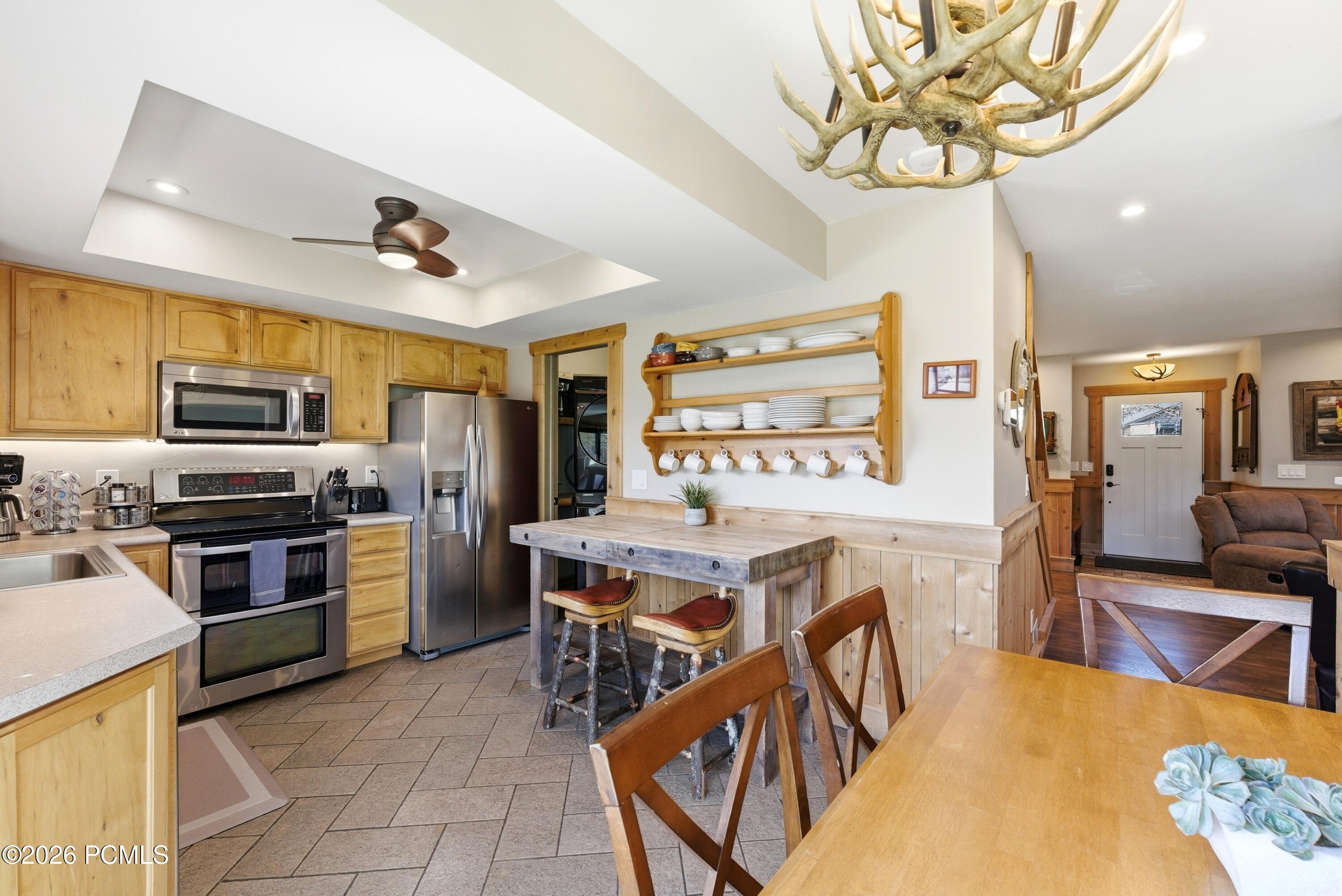 1924 W Frostwood Boulevard 27-A