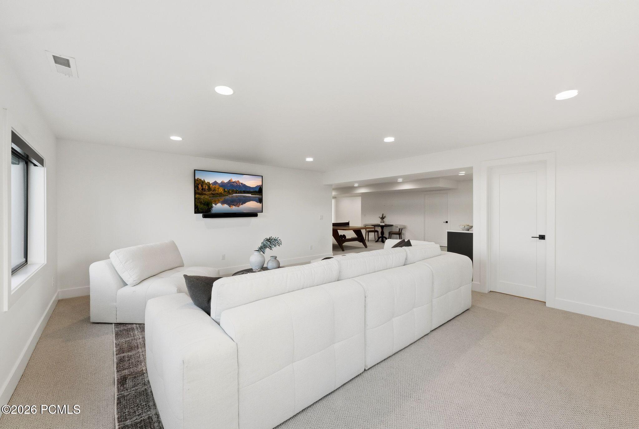 1633 Rocky Mountain Way