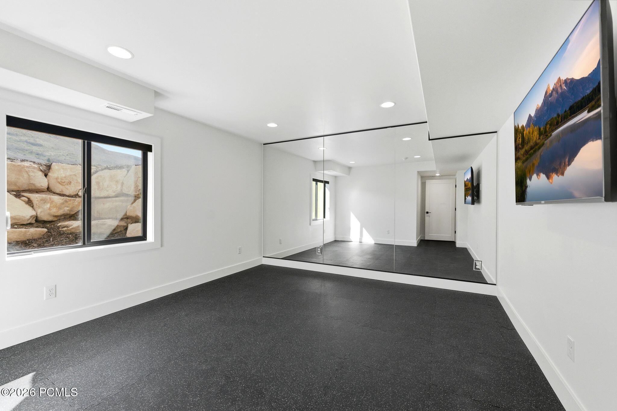 1633 Rocky Mountain Way