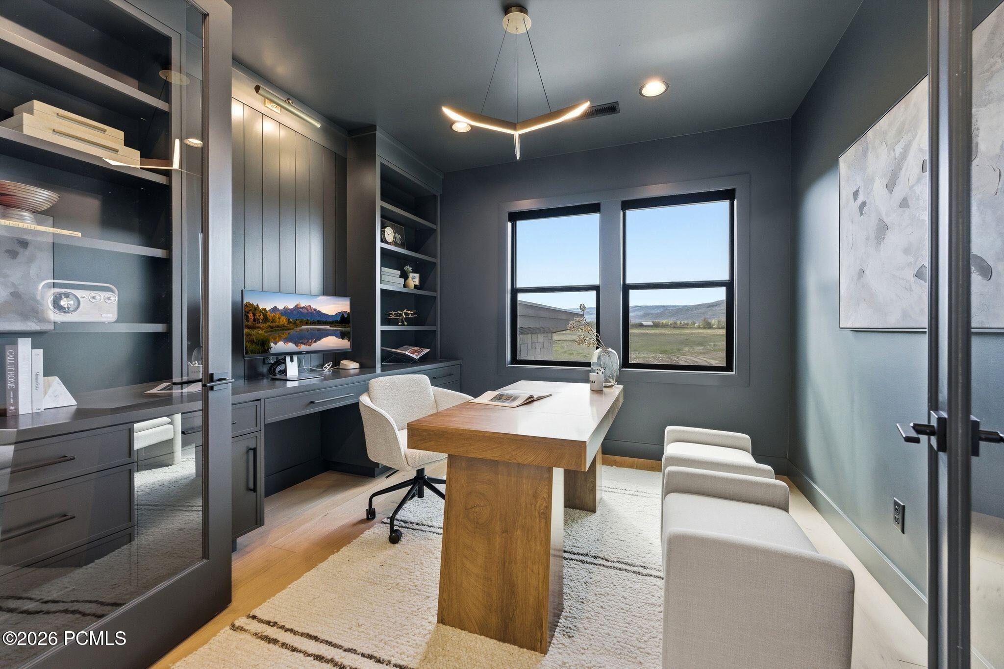 1633 Rocky Mountain Way