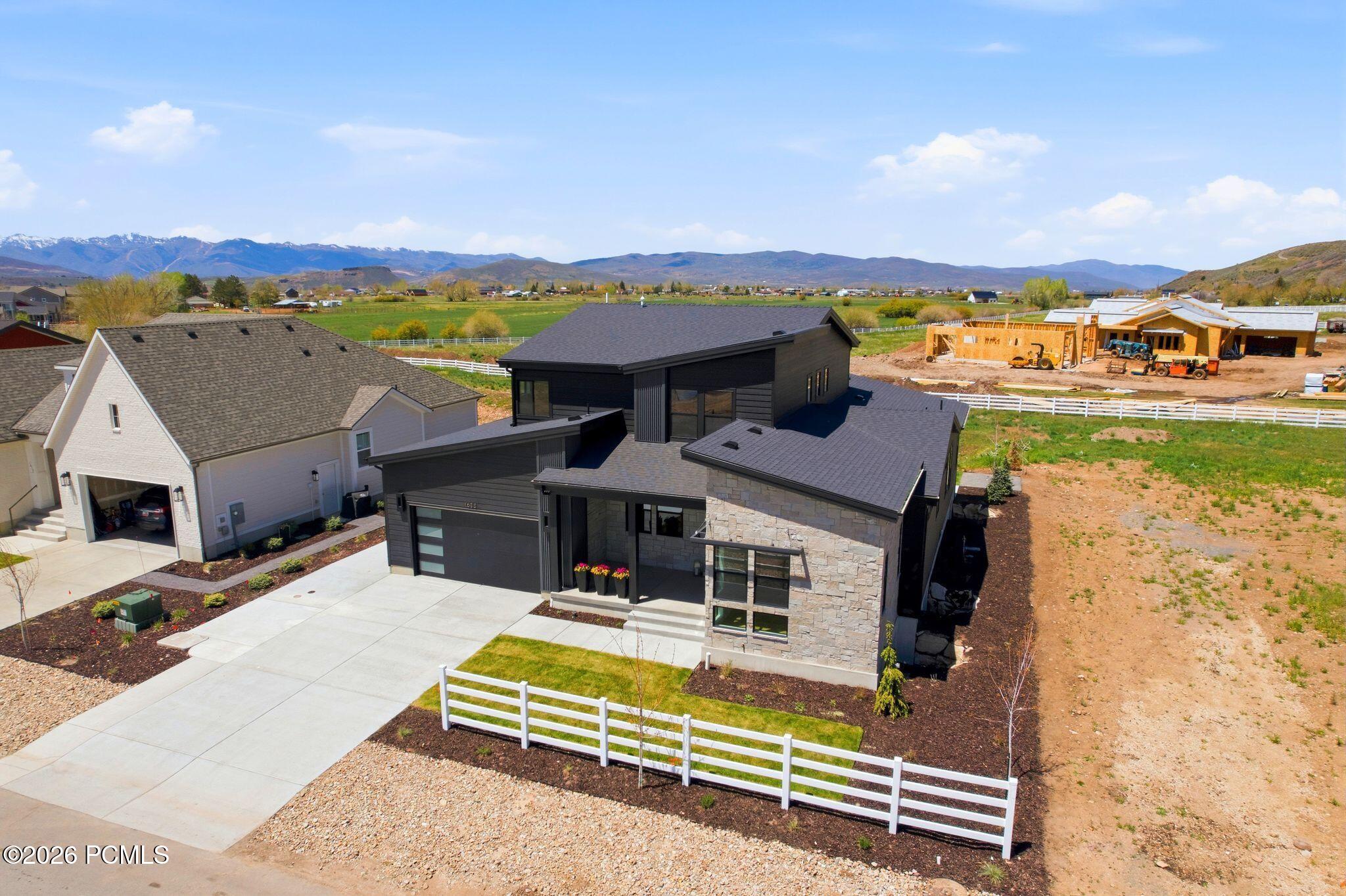 1633 Rocky Mountain Way