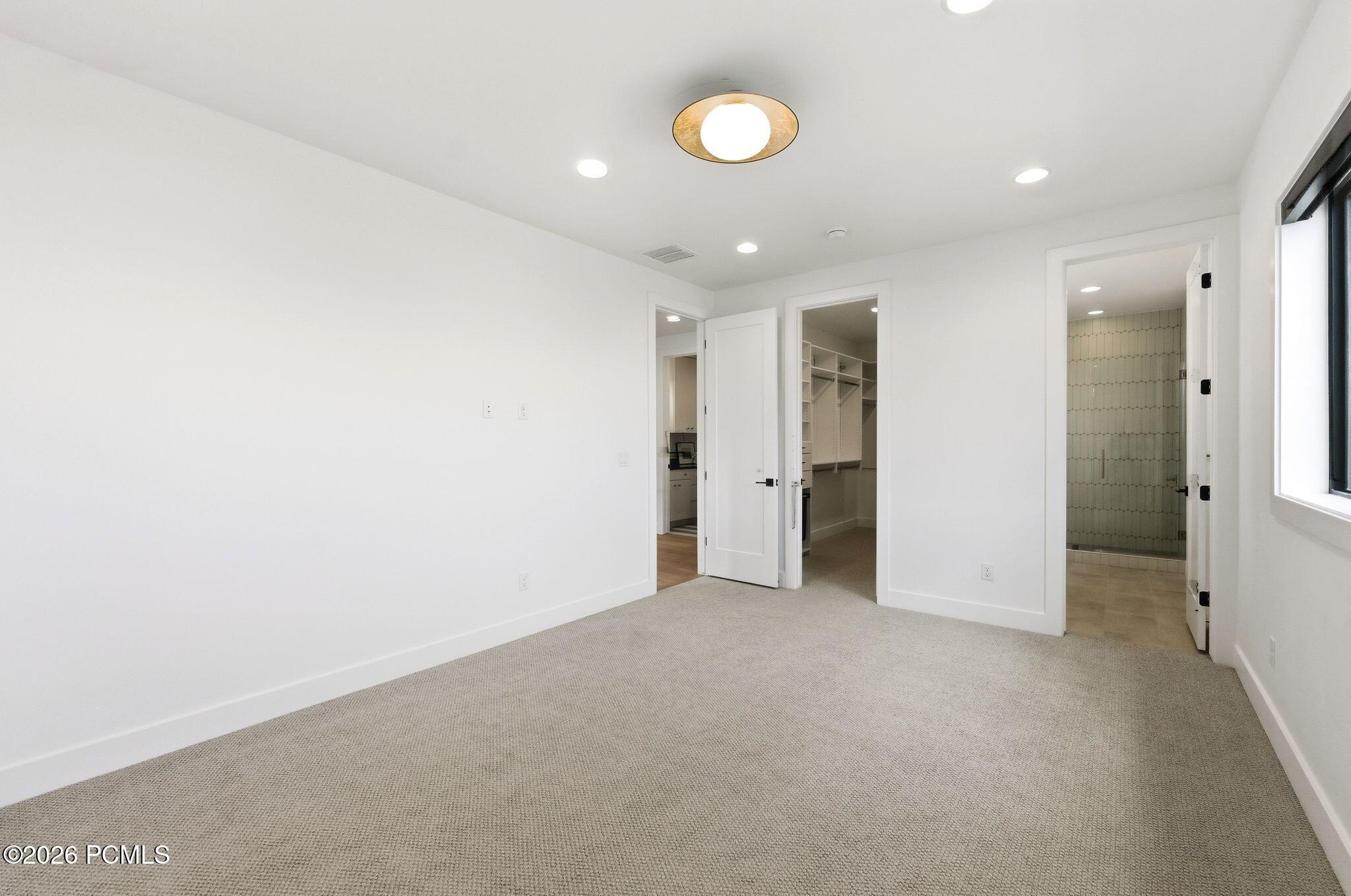 1633 Rocky Mountain Way
