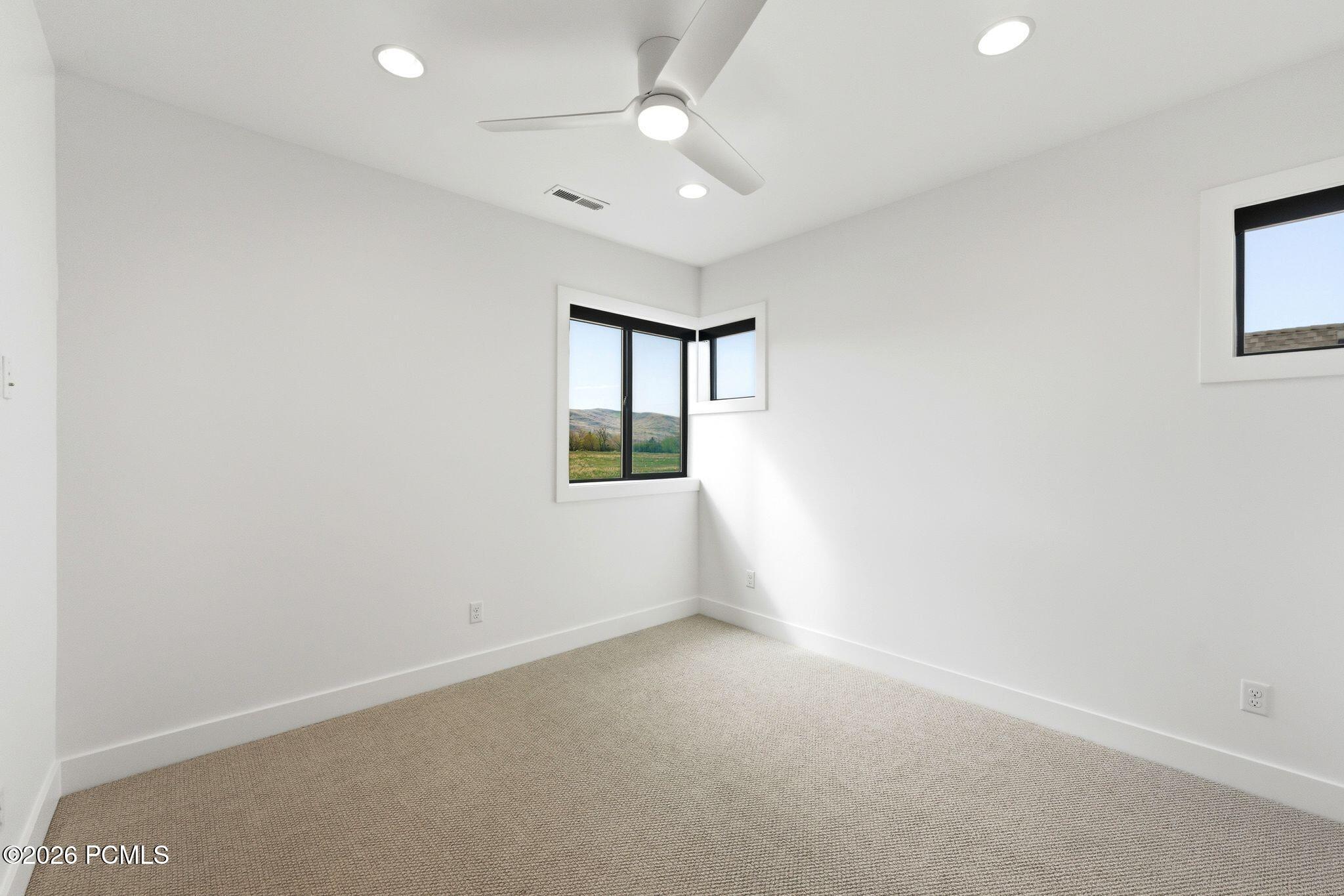 1633 Rocky Mountain Way