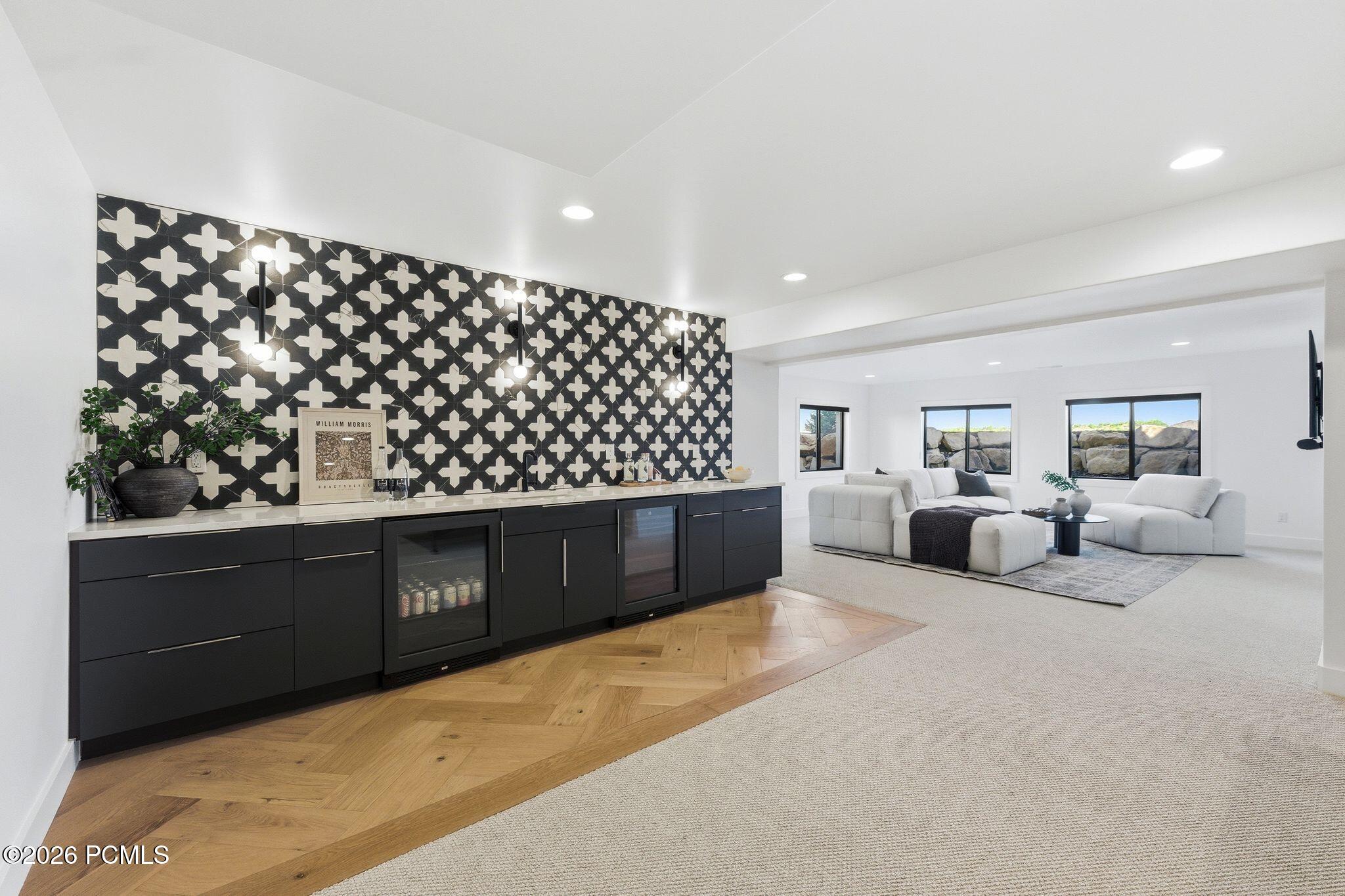 1633 Rocky Mountain Way