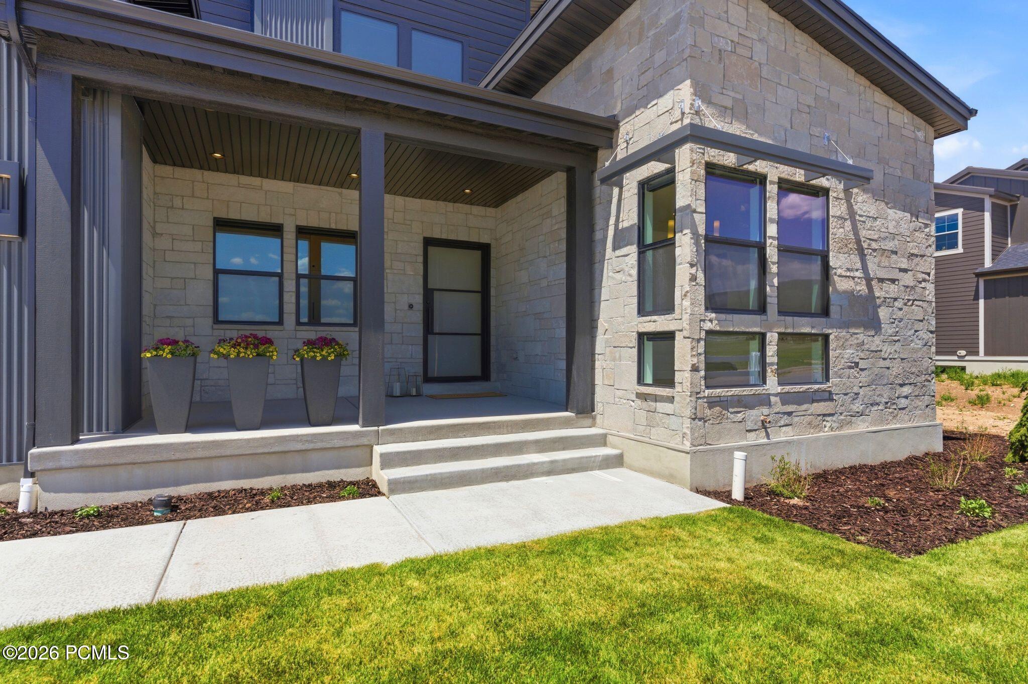1633 Rocky Mountain Way
