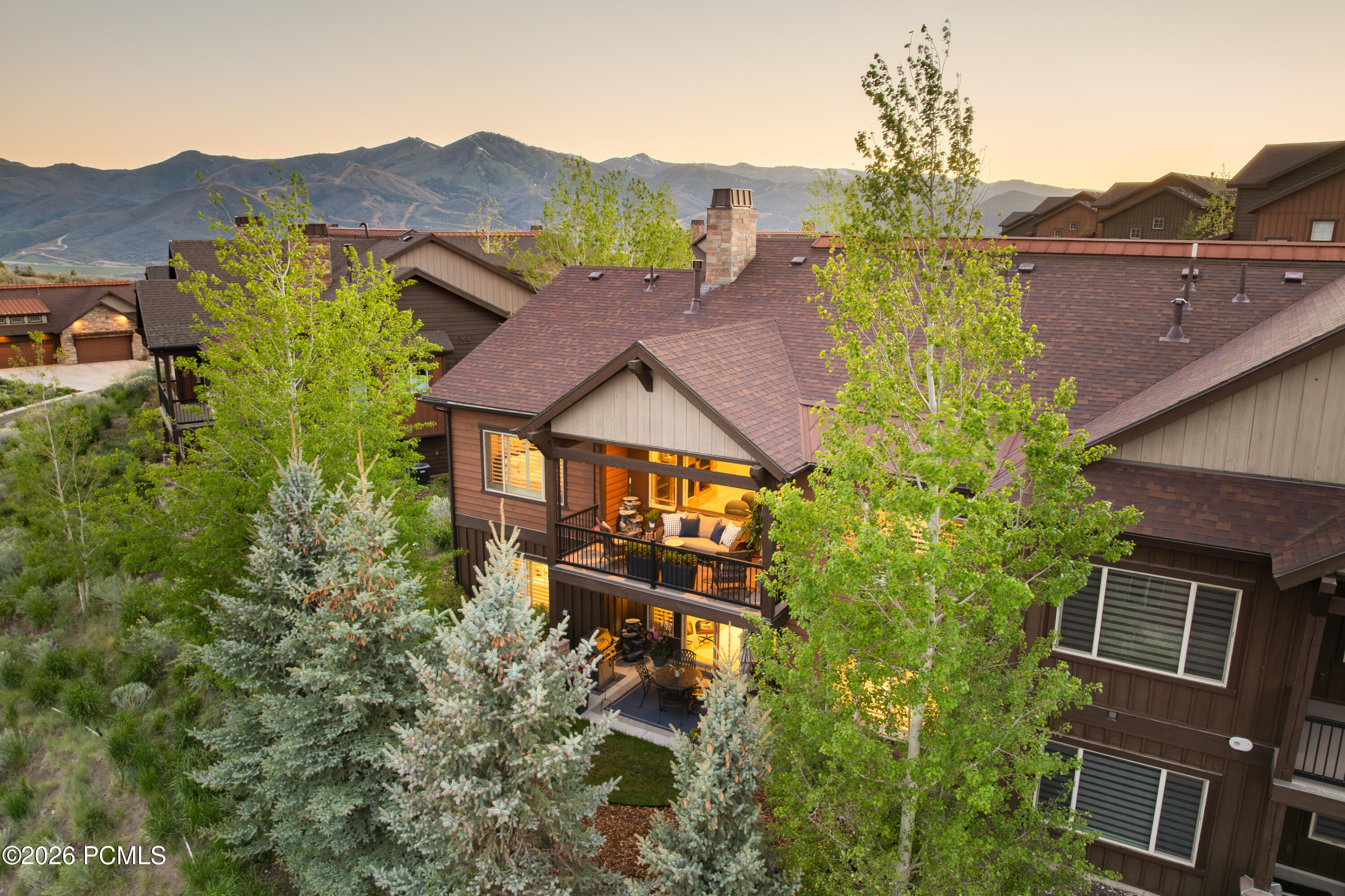 1737 E Viewside Circle