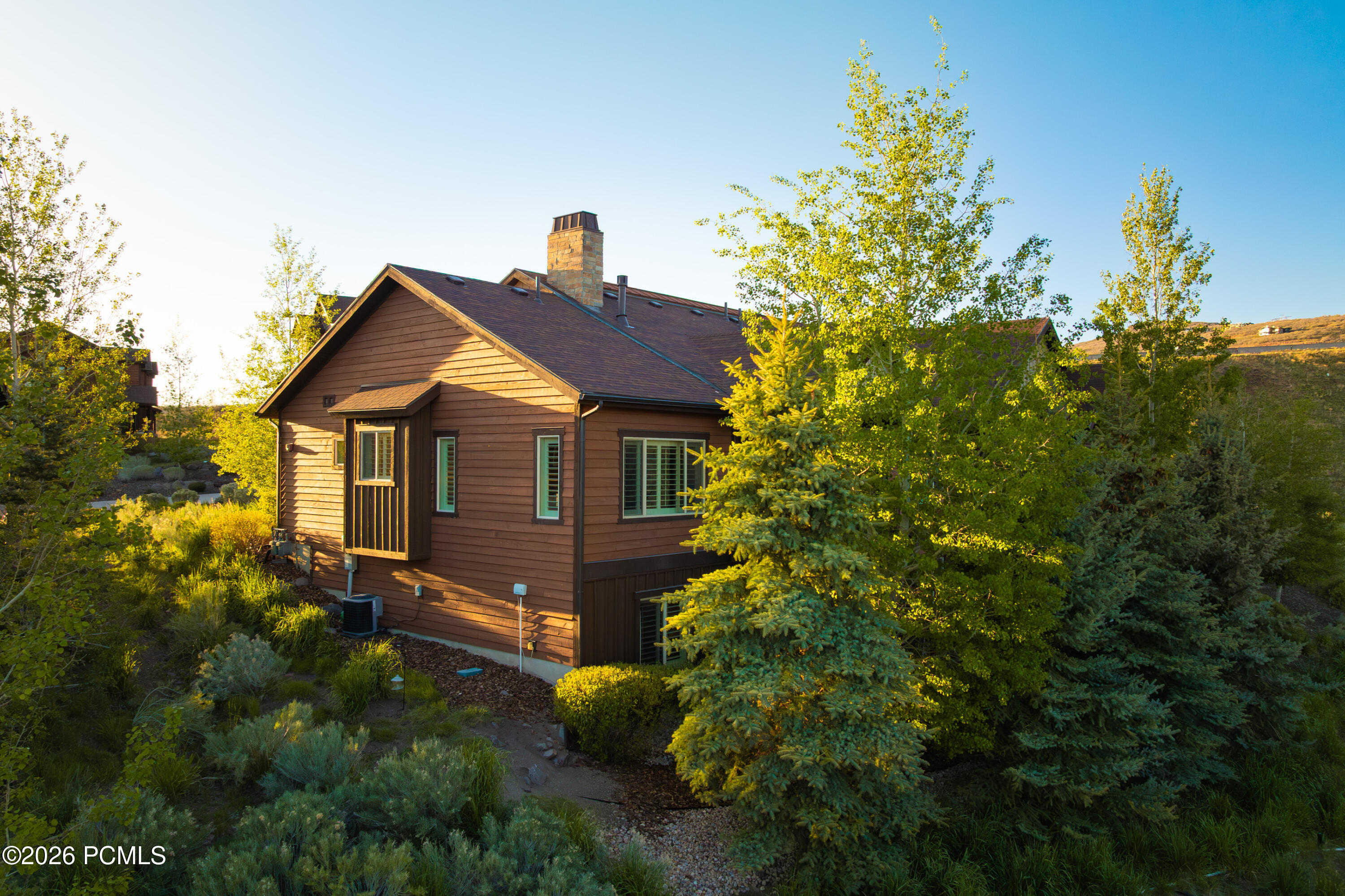 1737 E Viewside Circle