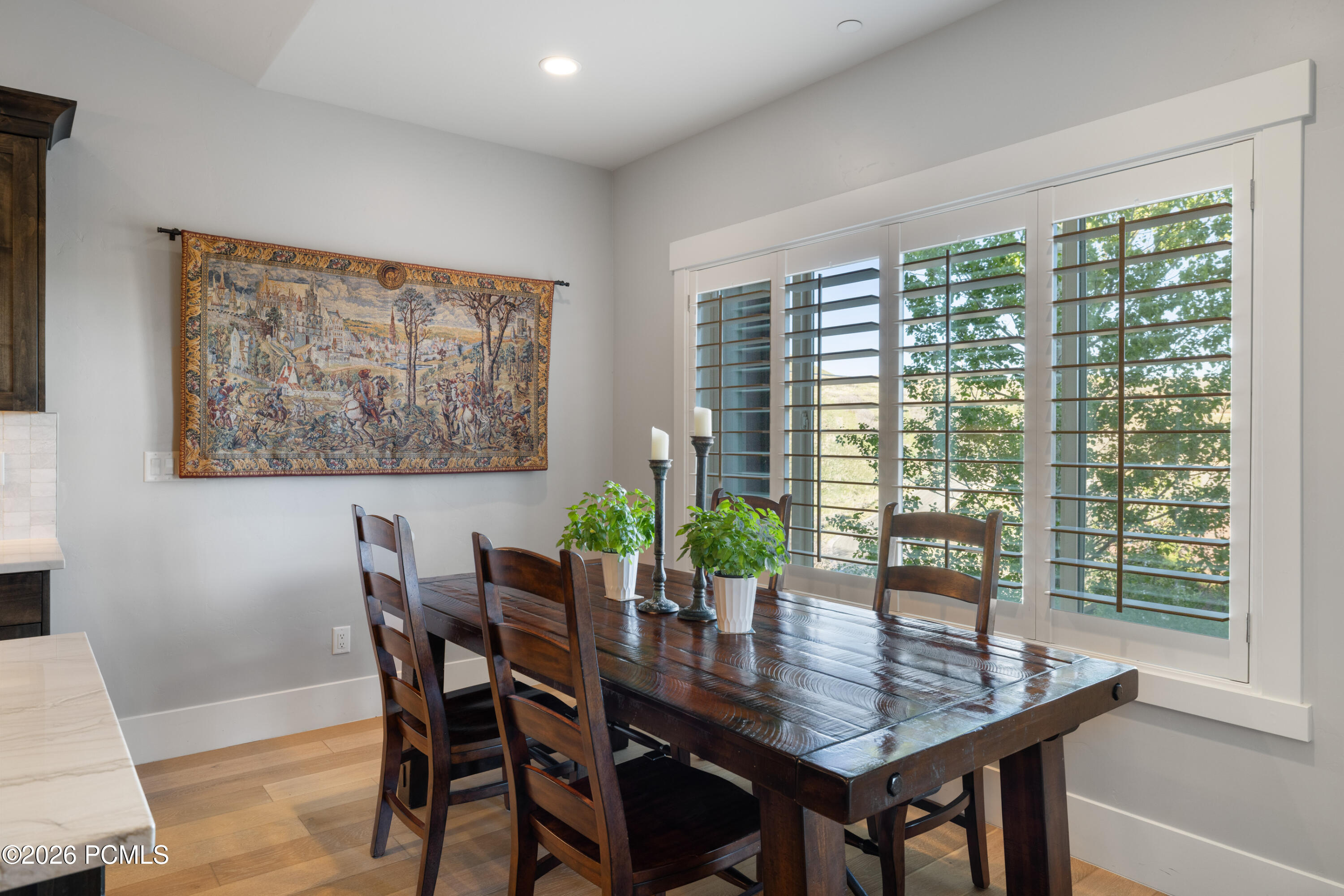 1737 E Viewside Circle