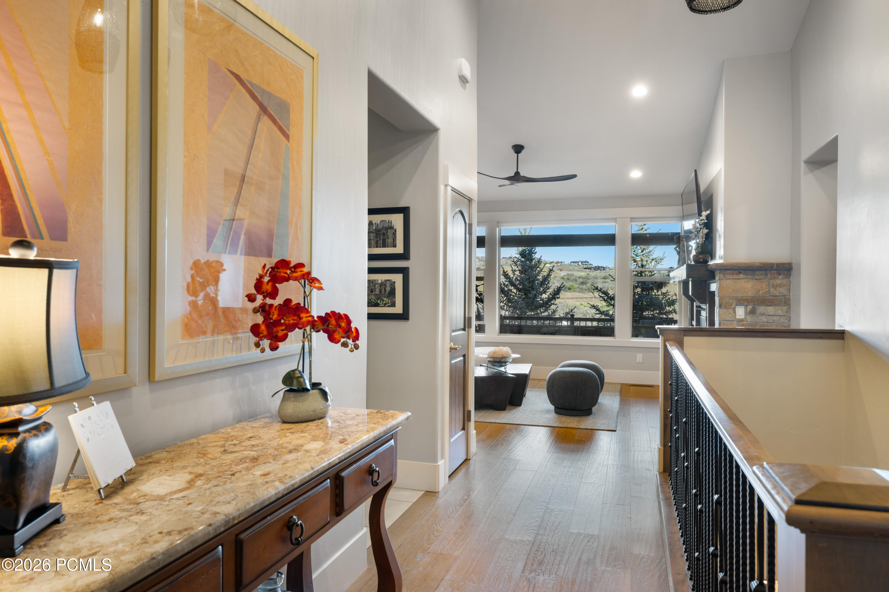 1737 E Viewside Circle
