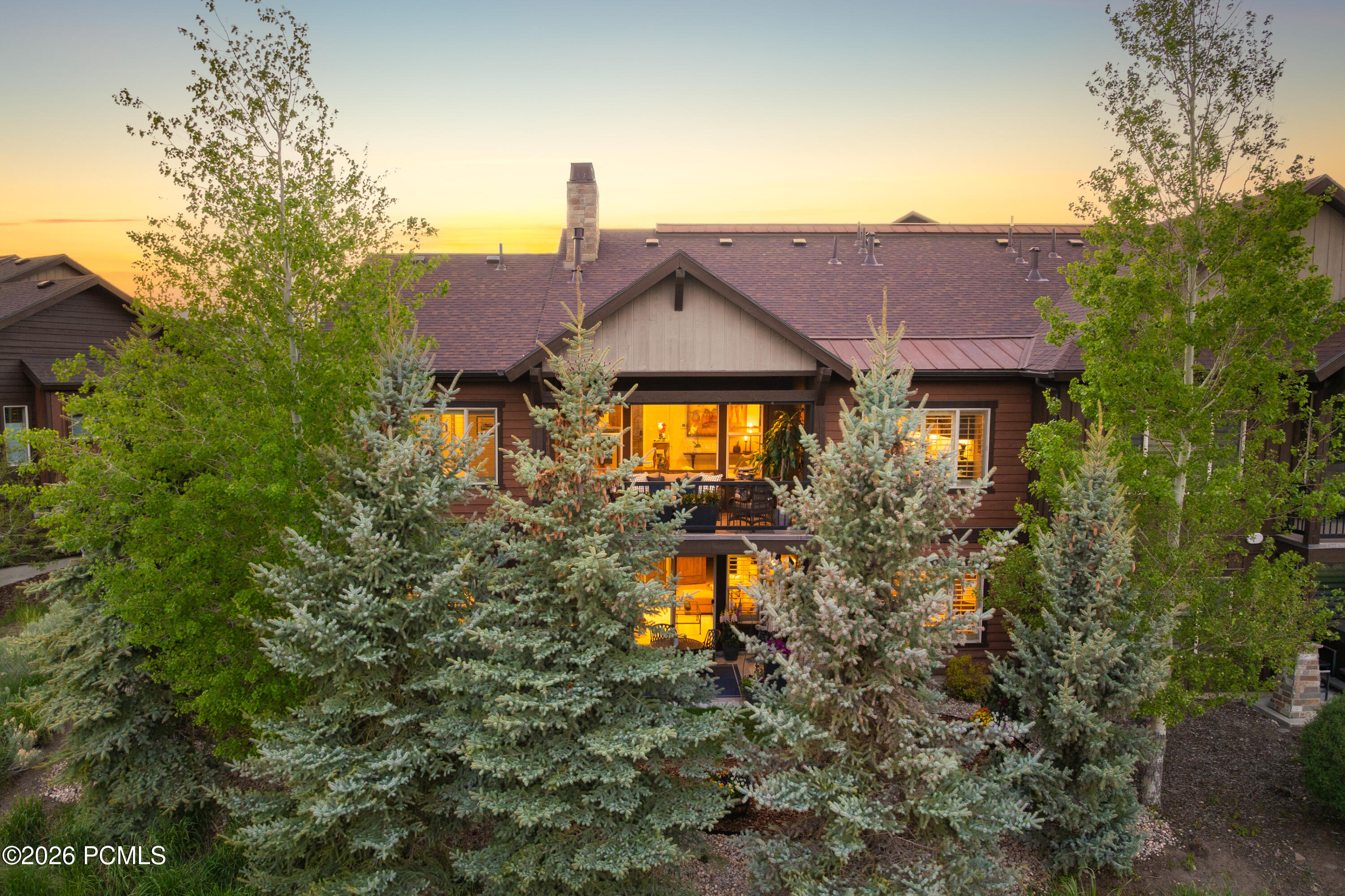 1737 E Viewside Circle