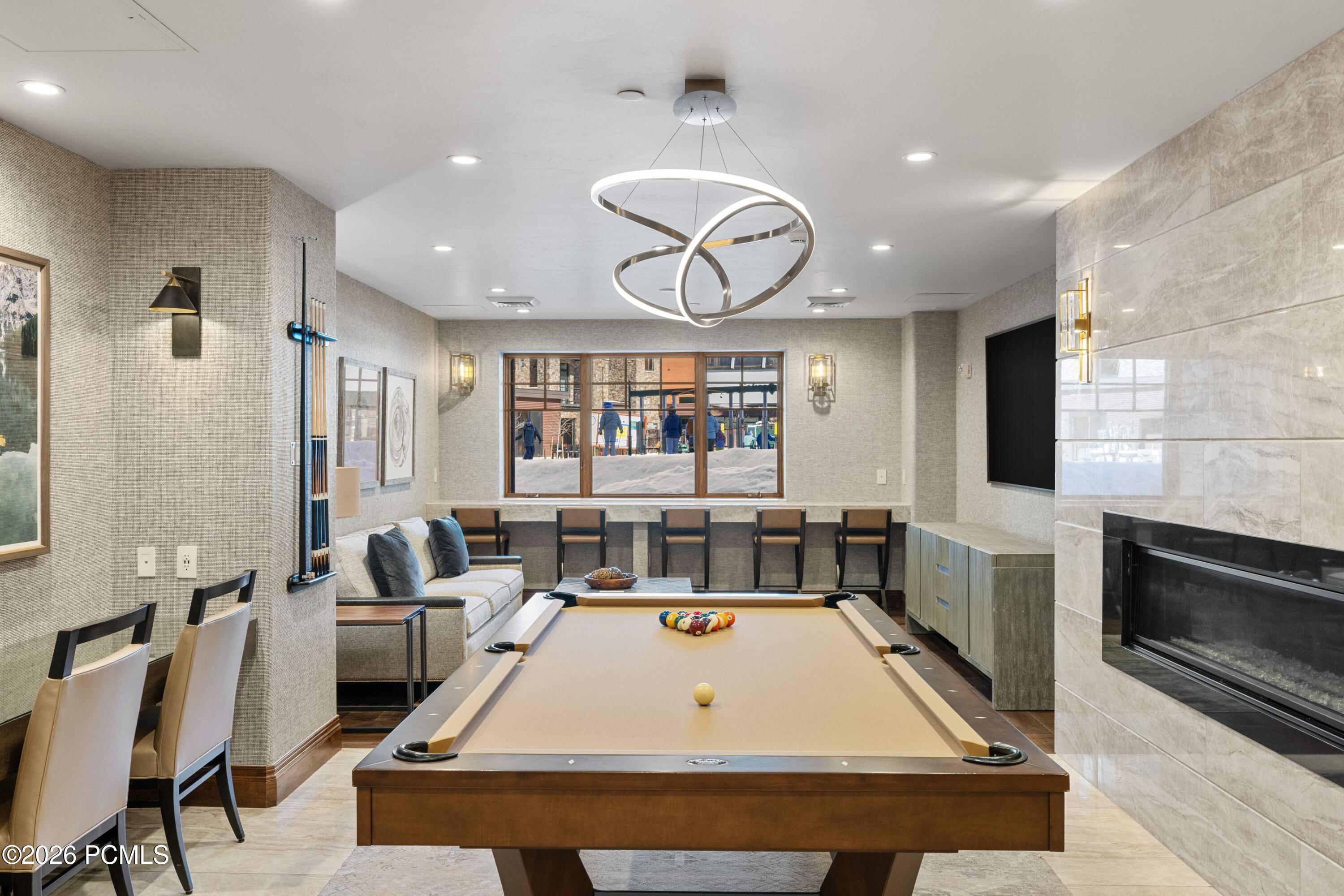 8902 Empire Club Drive 707