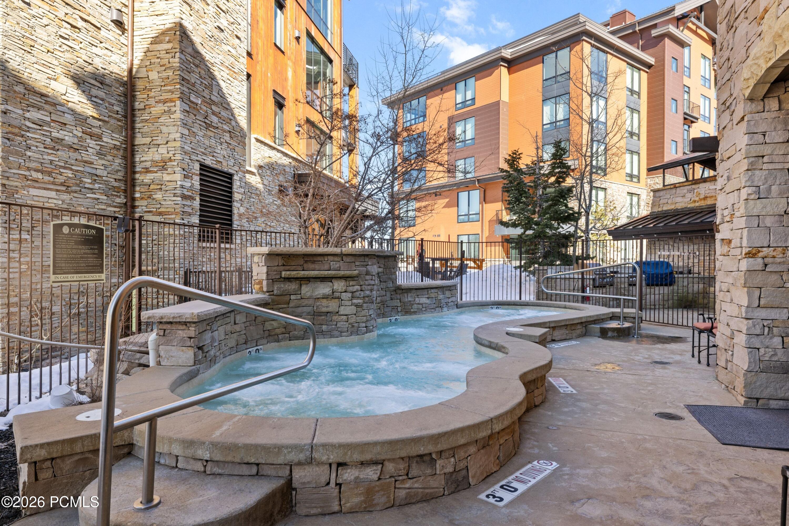 8902 Empire Club Drive 707
